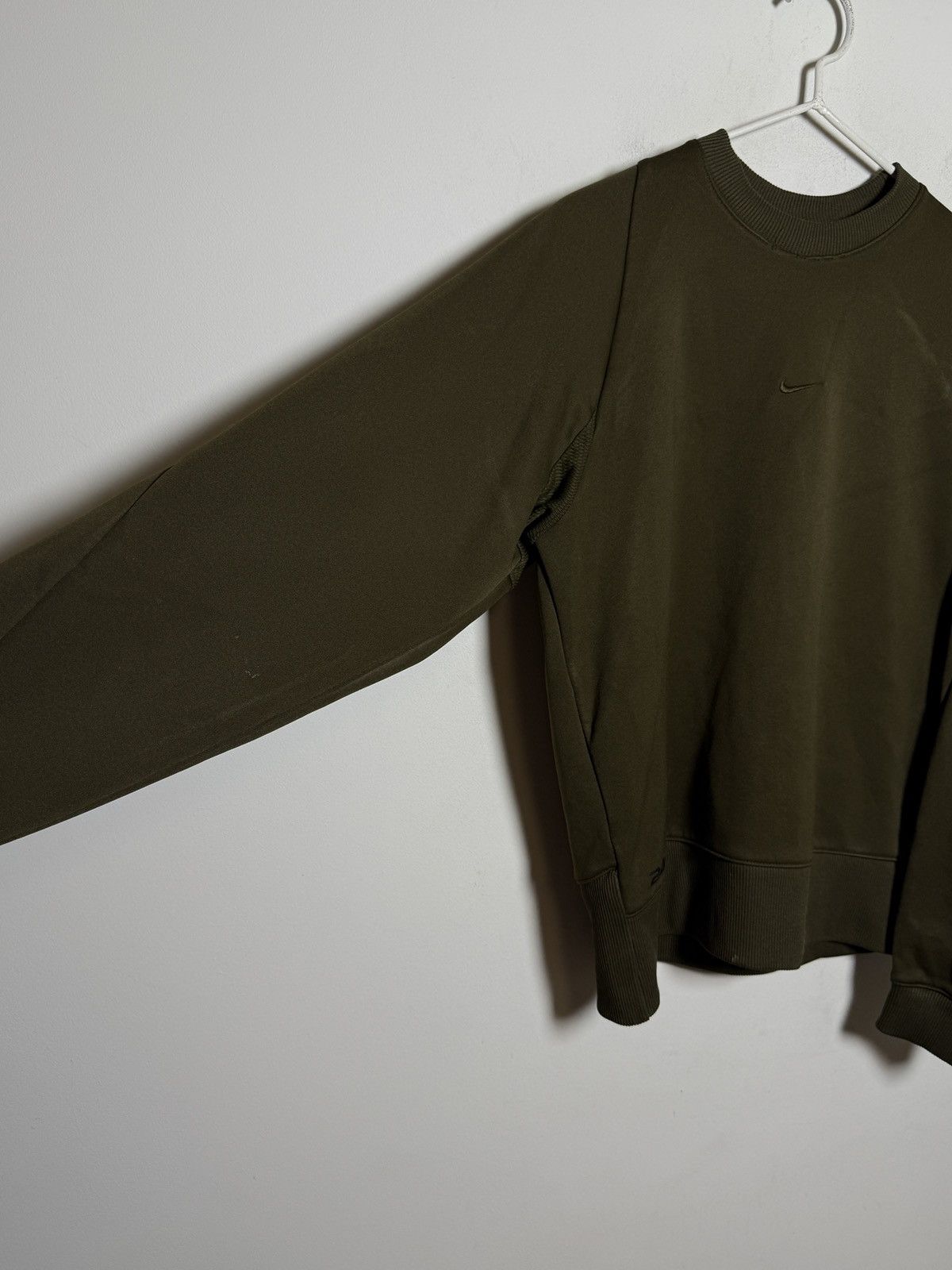 Nike Vintage Nike Crewneck Center Swoosh Sweatshirt travis cactus Size US S / EU 44-46 / 1 - 8 Thumbnail