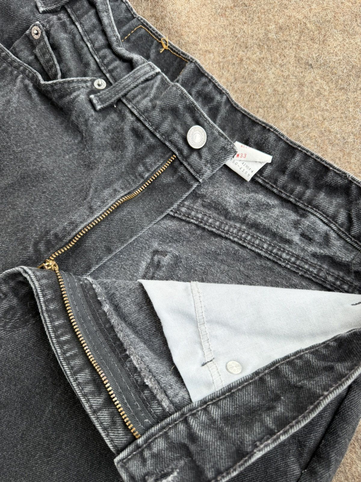 Levi's Levi’s 550 Made in USA Orange Tab Denim Shorts Size US 33 - 11 Thumbnail