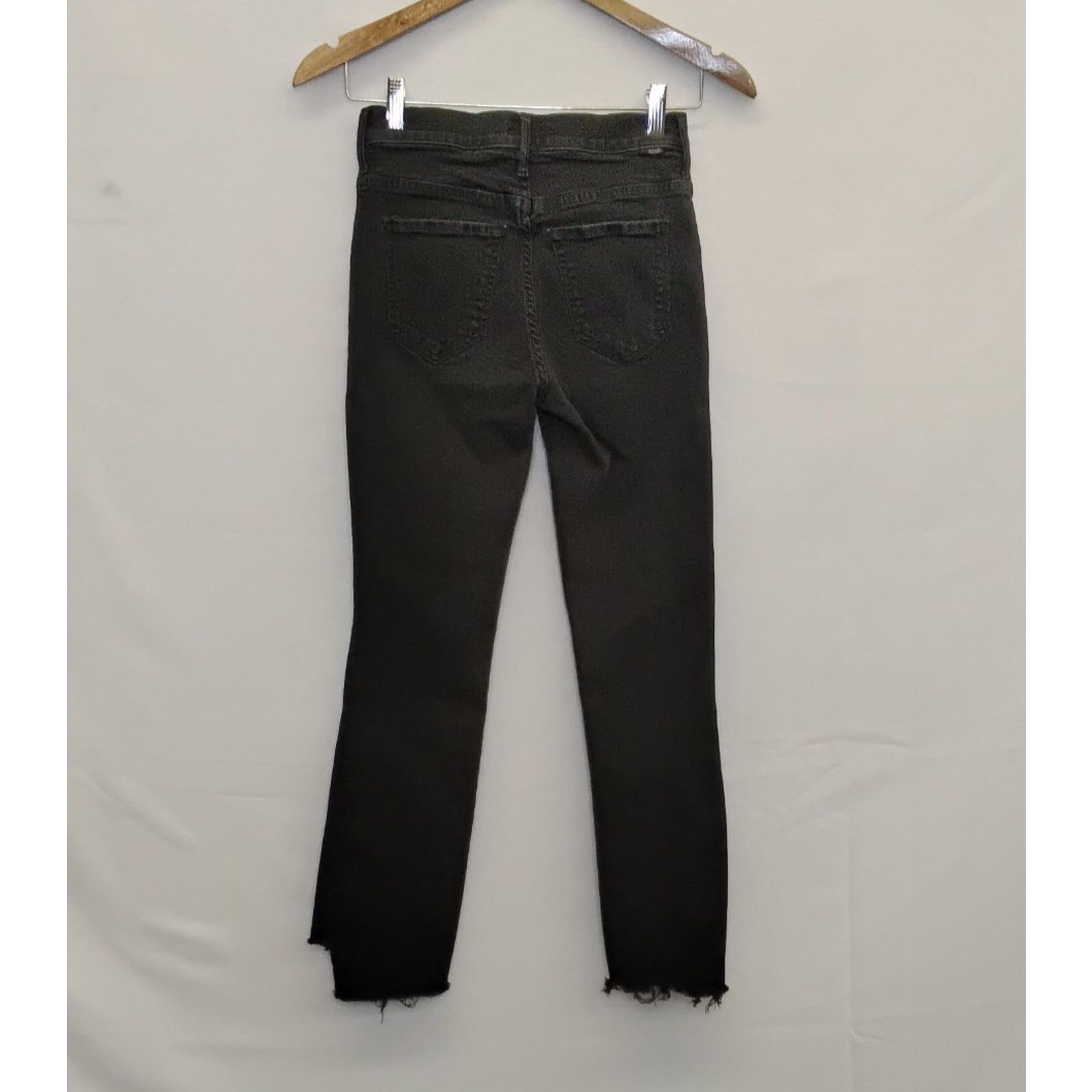MOTHER Mother The Insider Crop Fray Jeans Women's 25x25 Black Wash Size 25" / US 0 / IT 36 - 3 Thumbnail