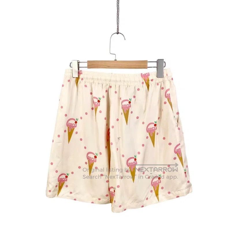 Gucci Gucci Size M Ice cream printed shorts Size 24" / US 00 / IT 34 - 2 Thumbnail