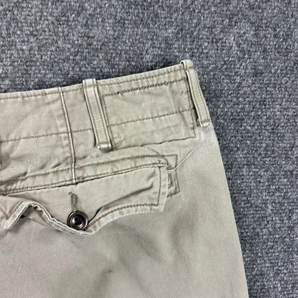 Levi's Levi's Shorts Mens 40 Cargo Hiking Distressed 100% Adults Size US 40 / EU 56 - 7 Thumbnail