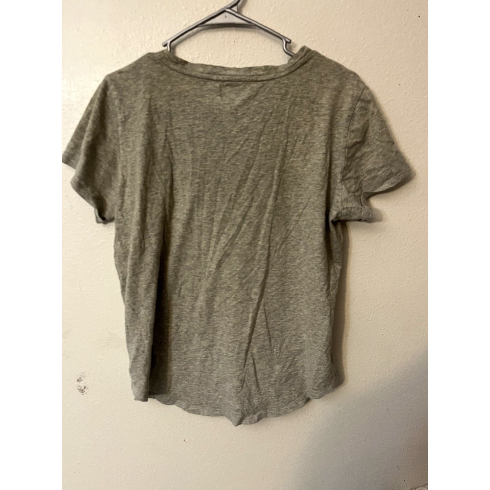 Gap Gap Love Graphic Tee Women's Large Gray Short Sleeve Crew Neck Loungewear Size M / US 6-8 / IT 42-44 - 3 Thumbnail