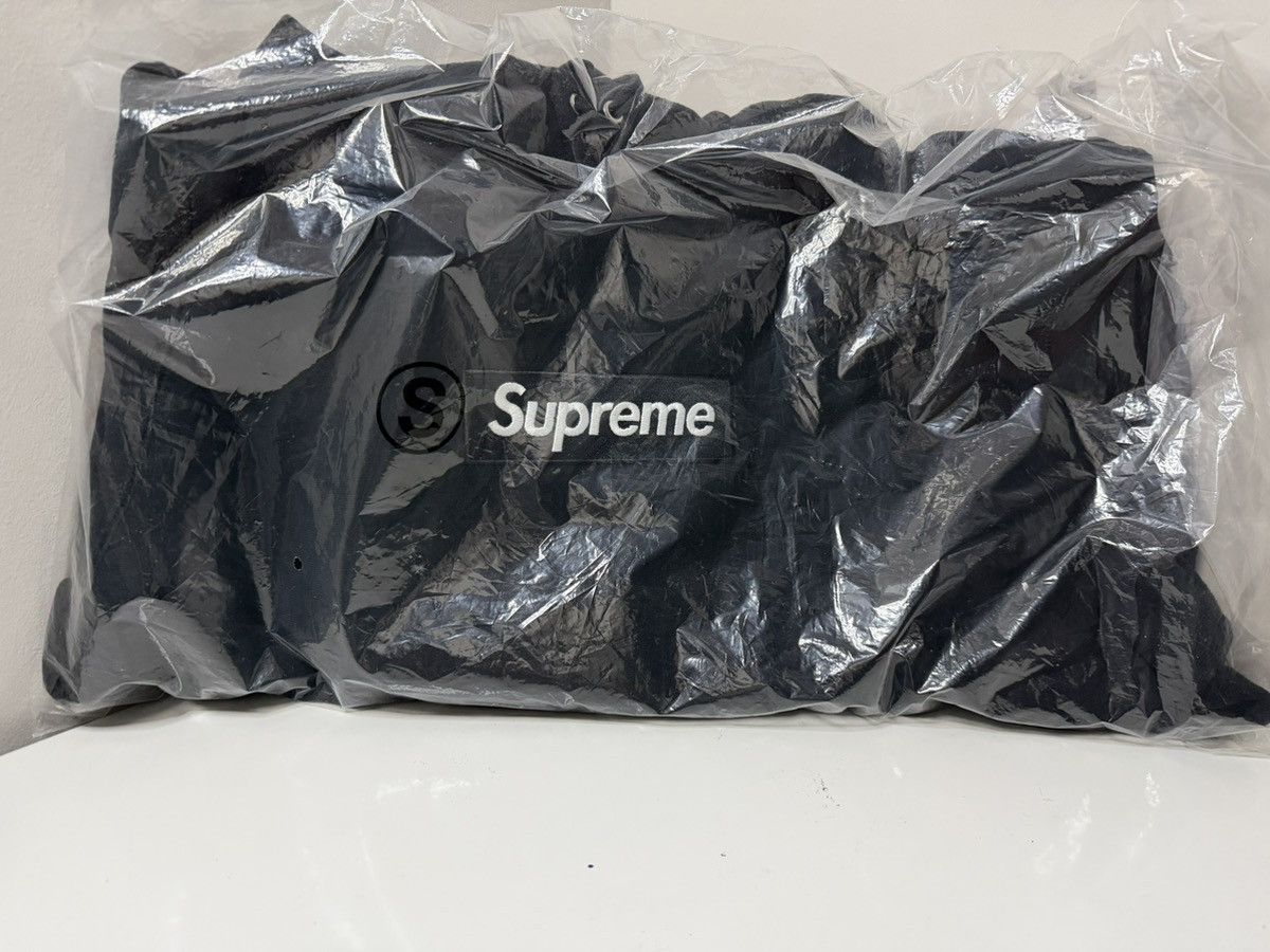 Supreme Supreme box logo size S Size US S / EU 44-46 / 1 - 3 Thumbnail
