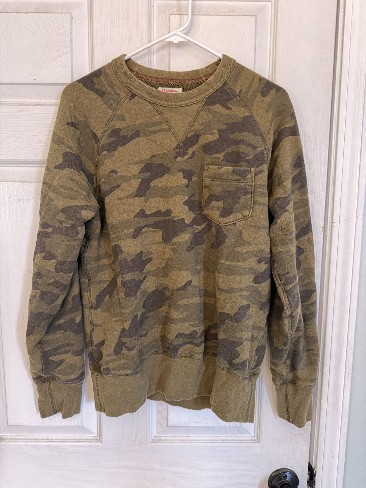 Champion × Todd Snyder Todd Snyder x Champion Camo Pocket Sweatshirt, Small Size US S / EU 44-46 / 1 - 1 Thumbnail
