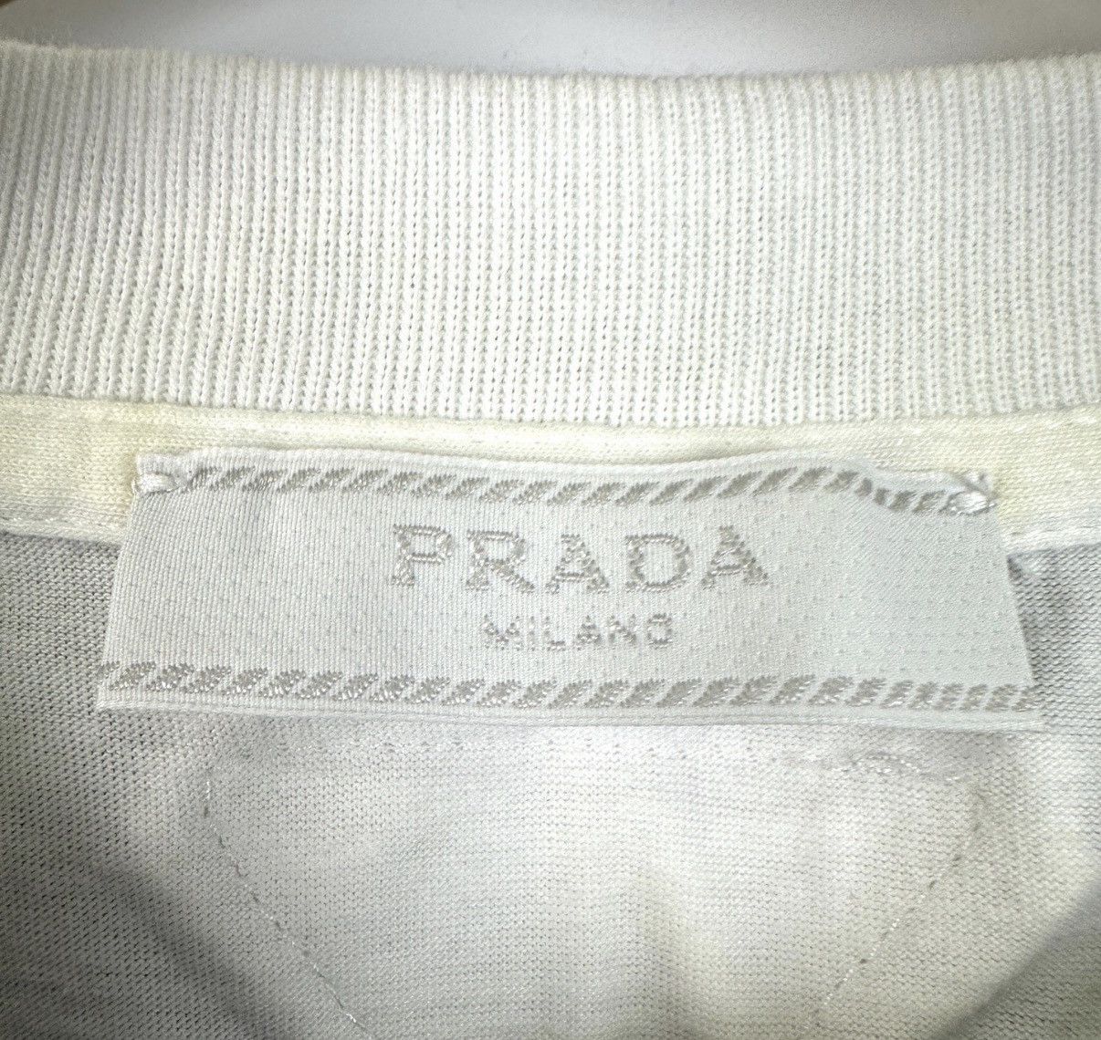 Prada Prada Short Sleeve K12 Size US M / EU 48-50 / 2 - 4 Thumbnail