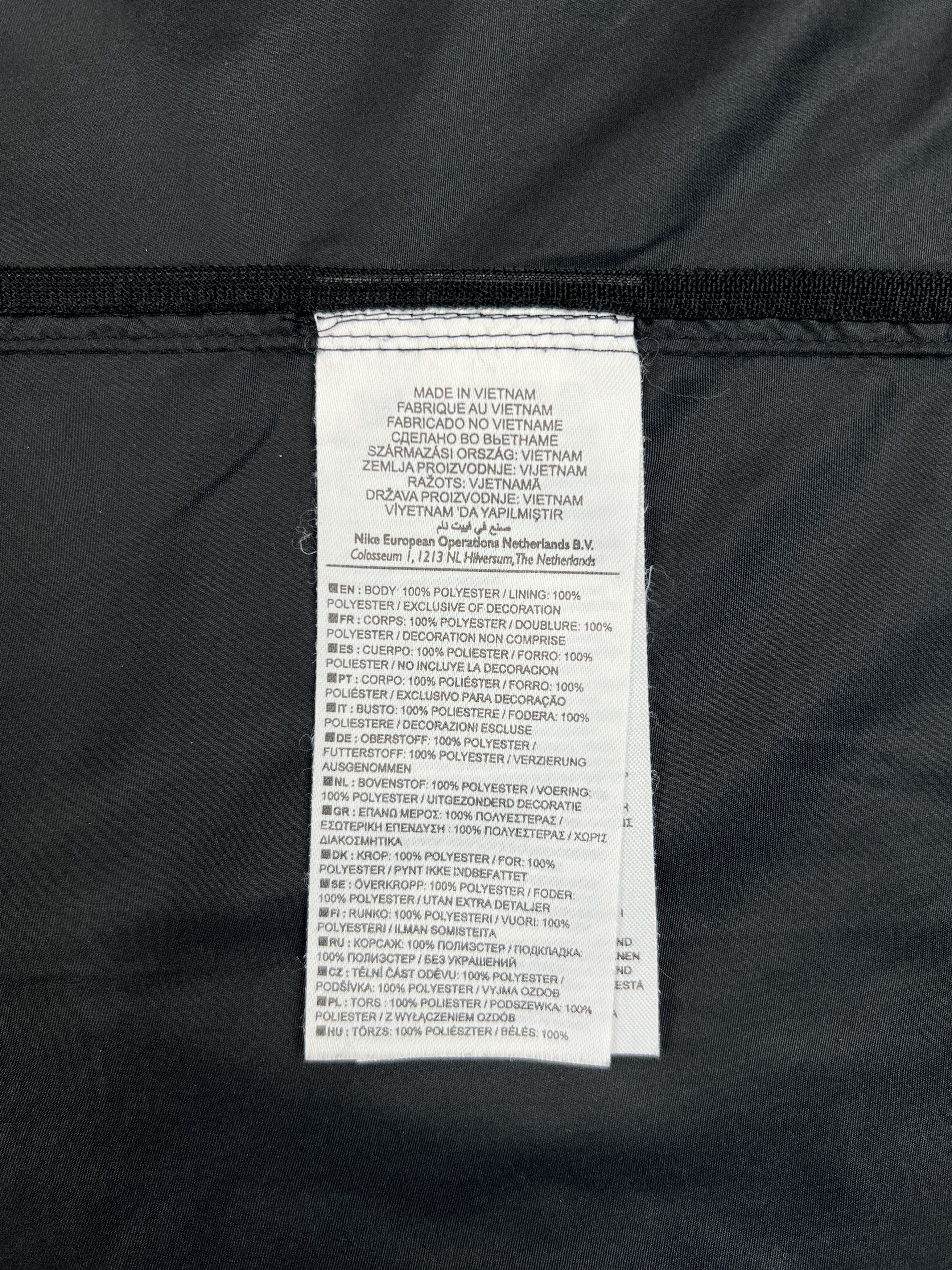 Nike Nike Training Windbreaker Light Jacket Black/Red Reflective Size US XXL / EU 58 / 5 - 20 Thumbnail