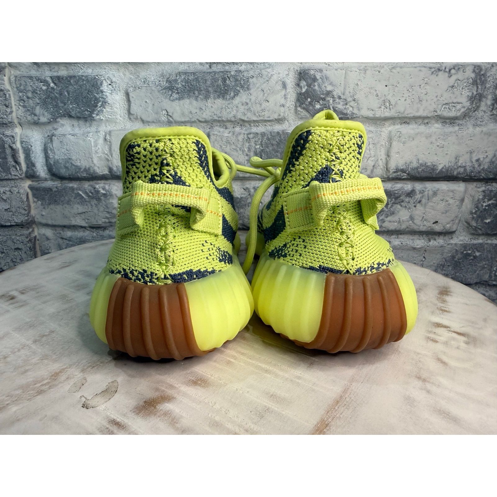 Yeezy Adidas Yeezy Boost 350 V2 Semi Frozen Yellow Size 7 Size US 7 / EU 40 - 4 Thumbnail