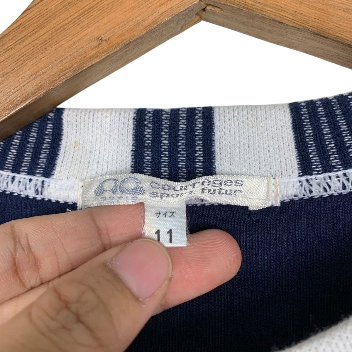 Courreges Vintage COURREGES Embroidery Logo Pullover Sweater #1916-C83 Size M / US 6-8 / IT 42-44 - 10 Thumbnail