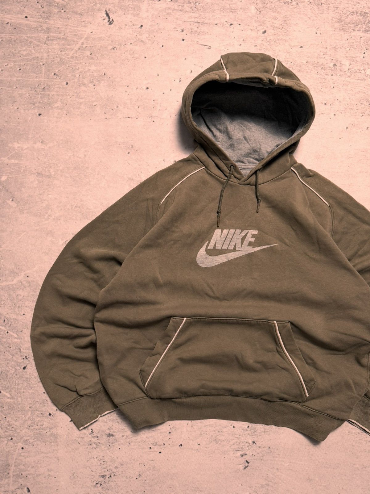 Nike × Vintage NIKE VINTAGE CENTER LOGO OVERSIZE BOXY HOODIE Size US L / EU 52-54 / 3 - 2 Thumbnail