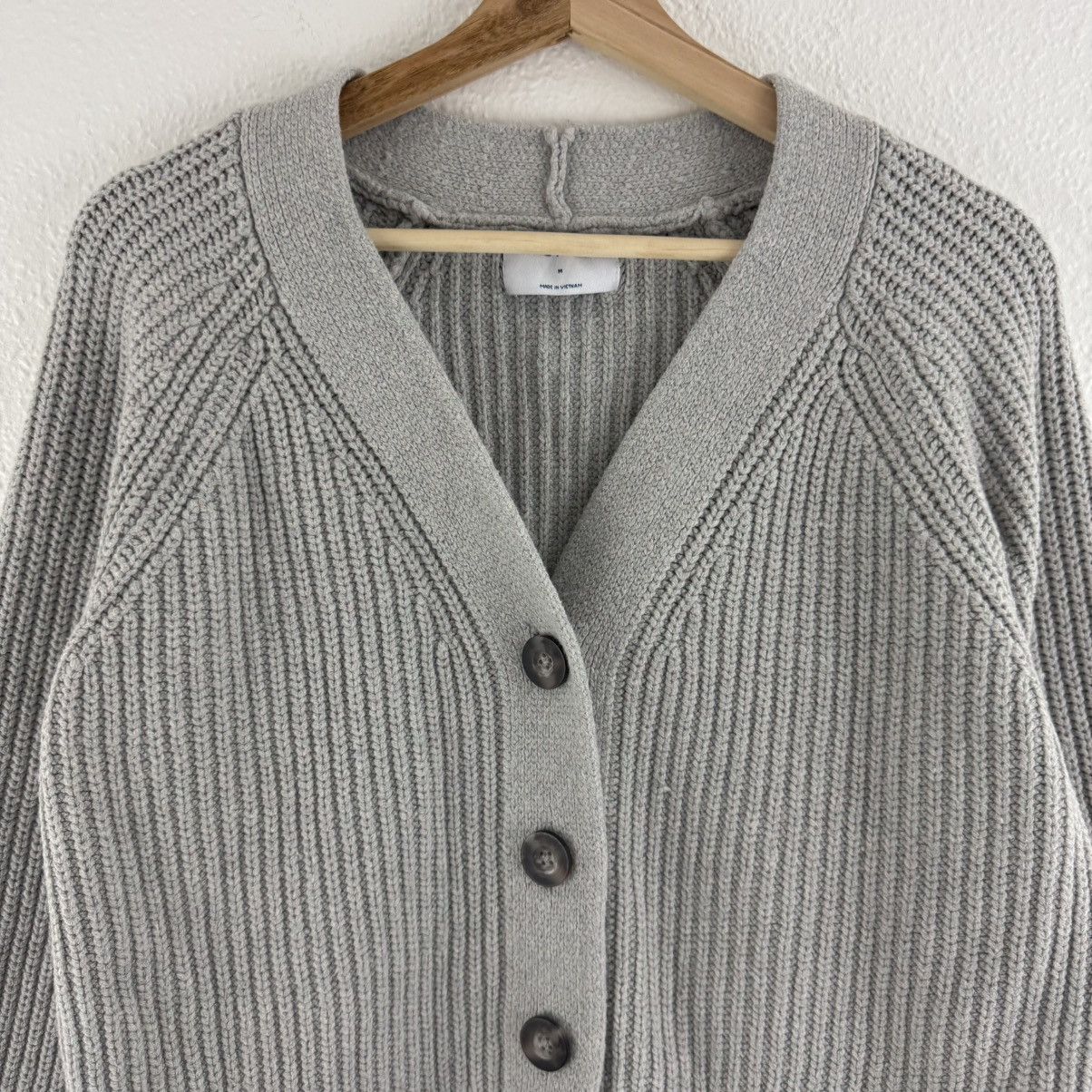 Old Navy OLD NAVY Light Grey Shaker-Stitch Cardigan Sweater Size M / US 6-8 / IT 42-44 - 5 Thumbnail