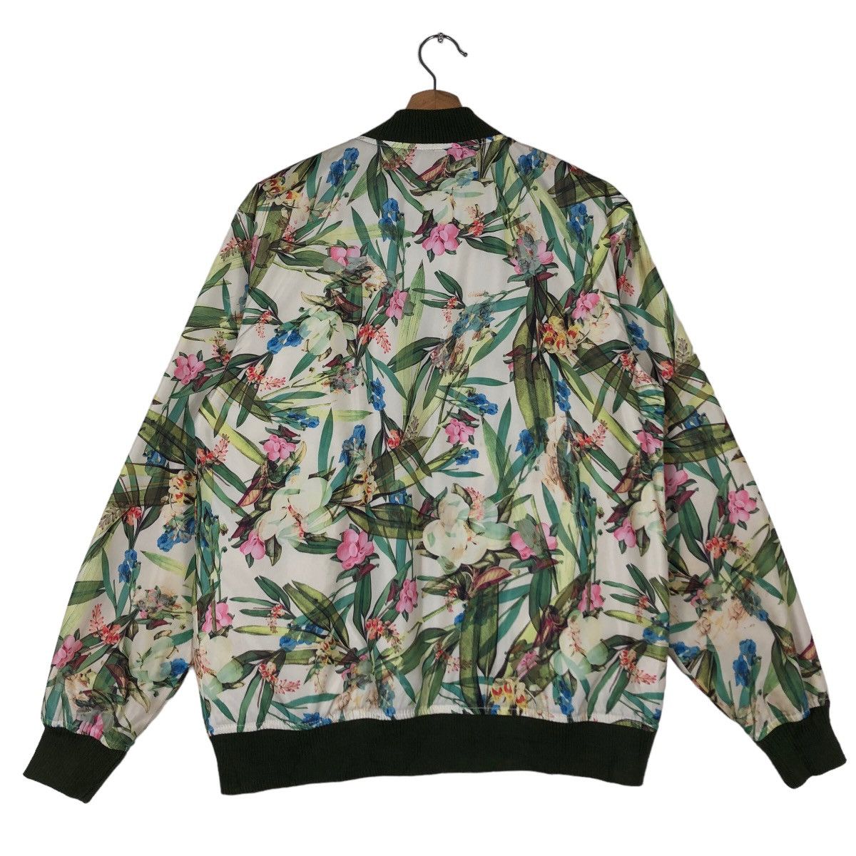 Japanese Brand 🔥90’s Jungle Storm Bomber Jacket Full Print Flower Size US M / EU 48-50 / 2 - 7 Thumbnail