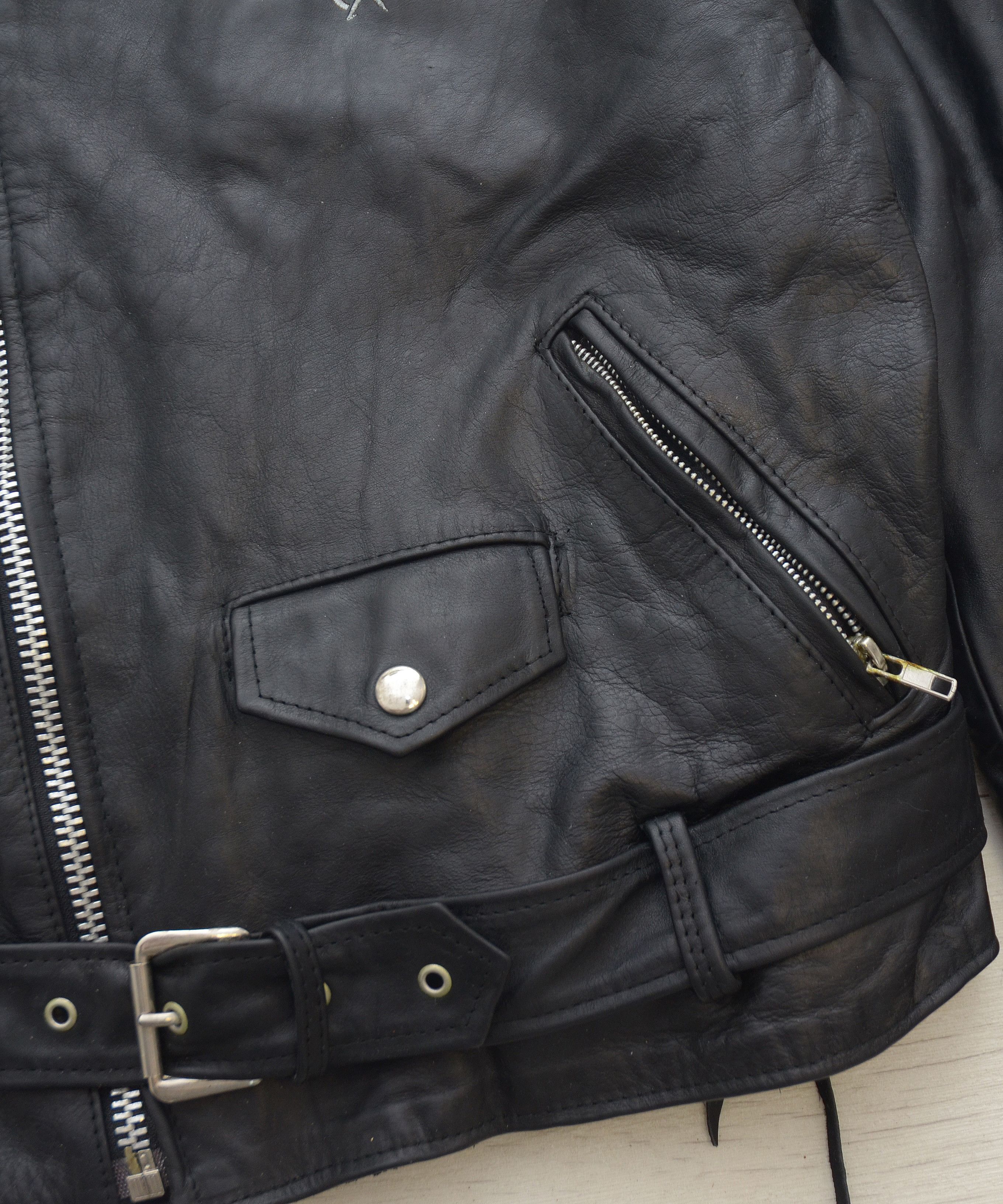 Vintage VINTAGE Made in France BLACK MOTORCYCLE LEATHER BIKER JACKET Size US M / EU 48-50 / 2 - 6 Thumbnail