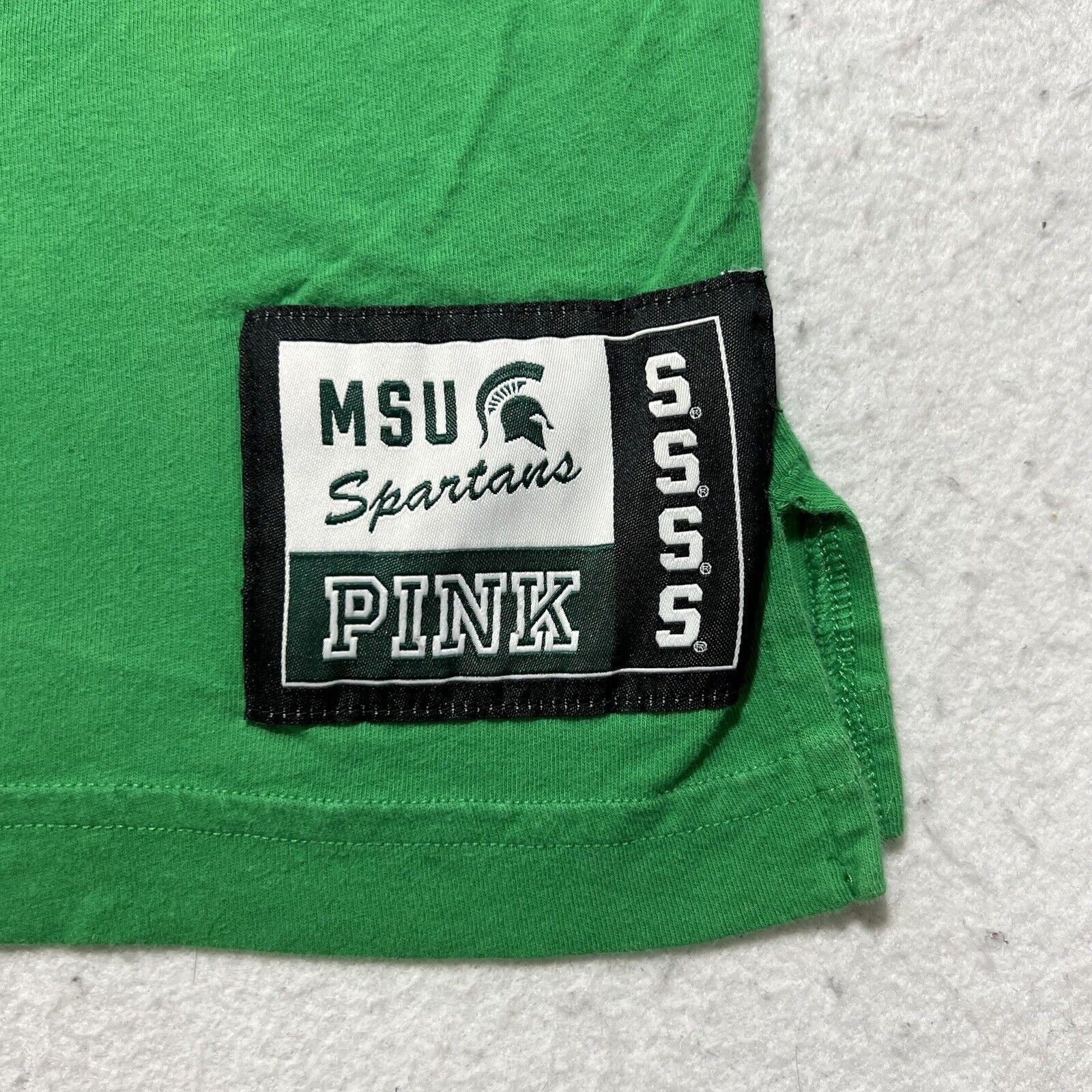 Victoria's Secret Victoria's Secret PINK Michigan Spartans Graphic T Shirt Size XS / US 0-2 / IT 36-38 - 8 Thumbnail