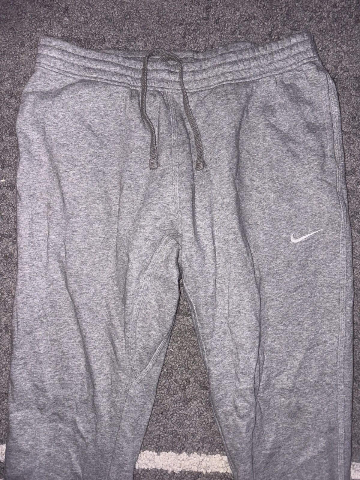 Nike Nike Grey Swoosh Jogger Sweatpants Size US 33 - 2 Thumbnail