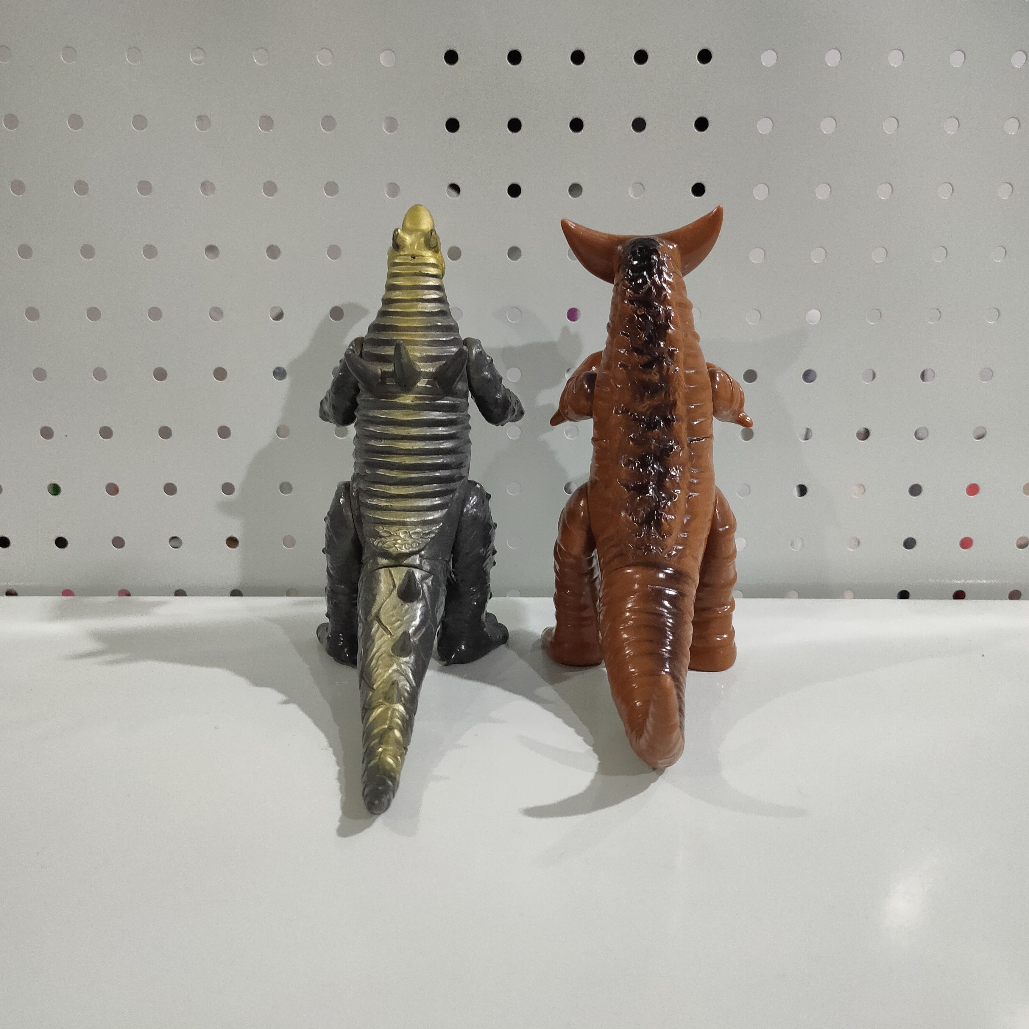 Japanese Brand 🔥Ultraman Series Bandai 1983 Gomora and Black king Size ONE SIZE - 4 Thumbnail