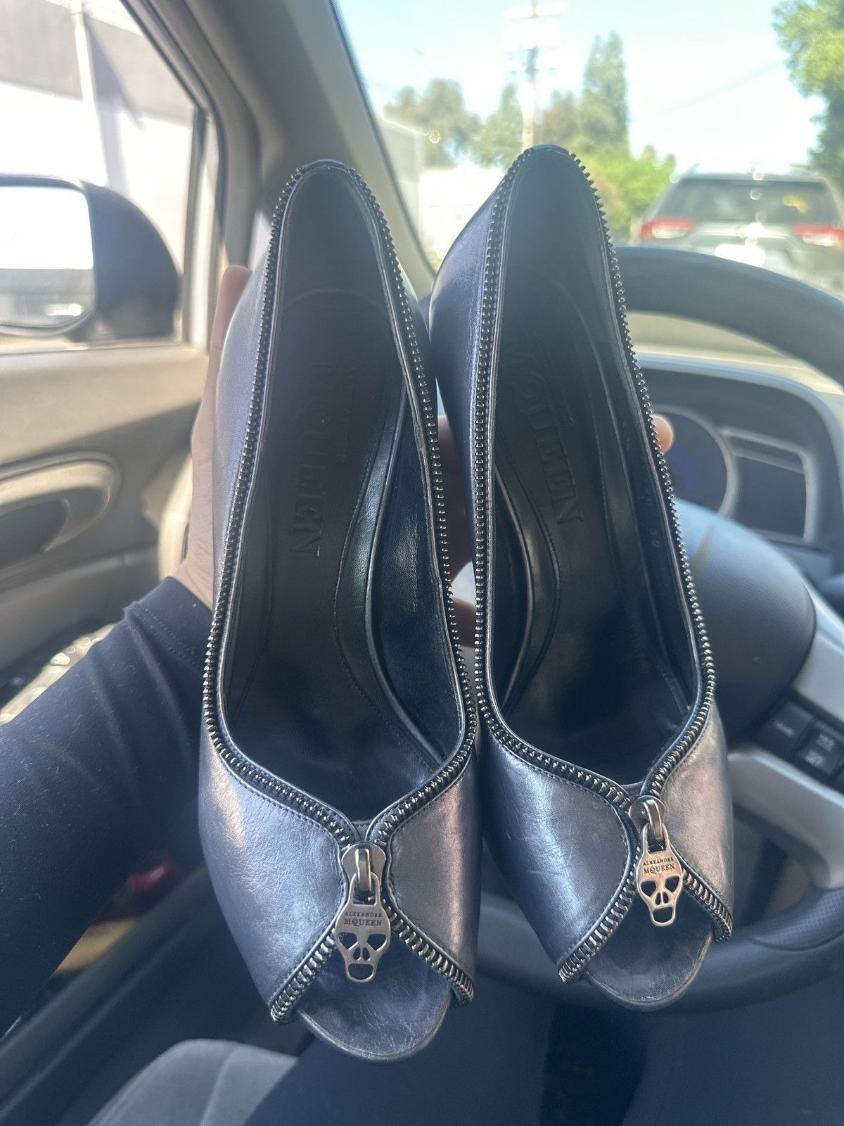 Alexander McQueen Alexander McQueen skull zip up heels size 7 Size US 7 / IT 37 - 1 Thumbnail