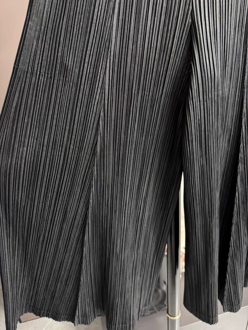 Issey Miyake issey miyake size:2 Black pleated pants 2505-Nextarrow Size US 26 / EU 42 - 2 Thumbnail