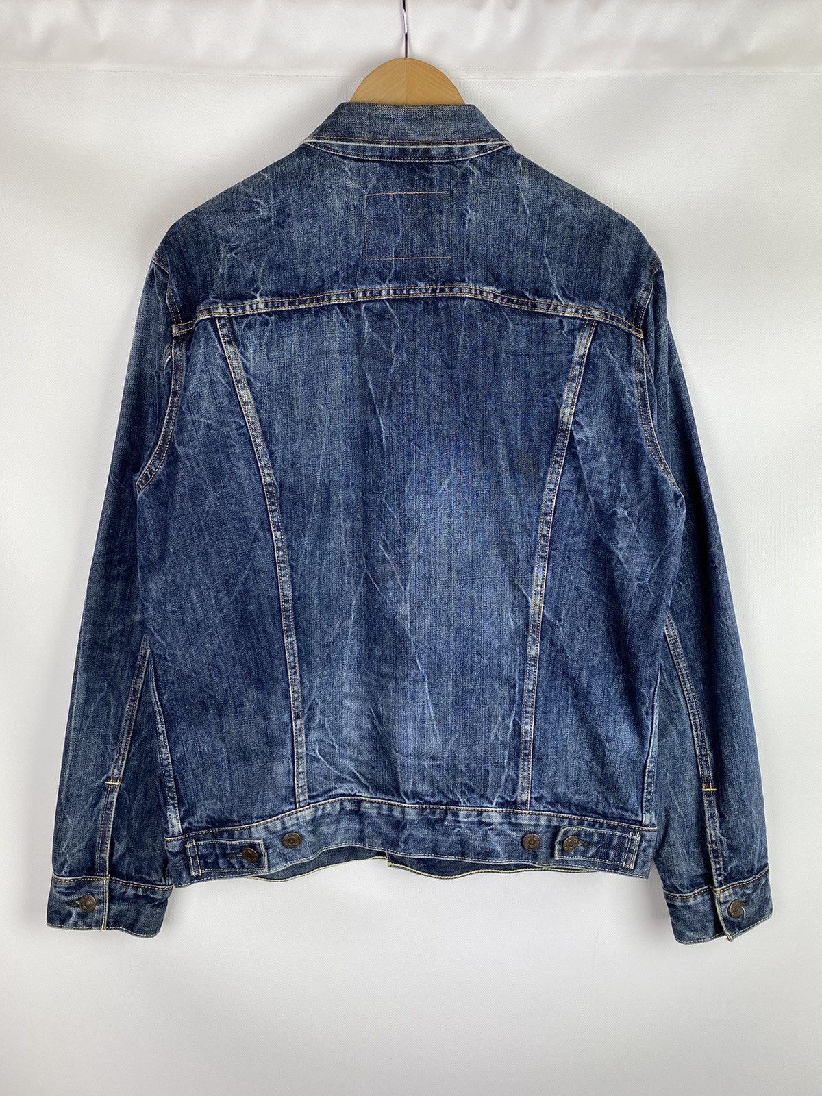 Levi's Levis men’s denim trucker jacket size L Size US L / EU 52-54 / 3 - 14 Thumbnail