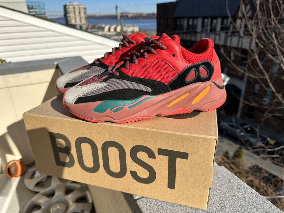 Grailed yeezy sale 700