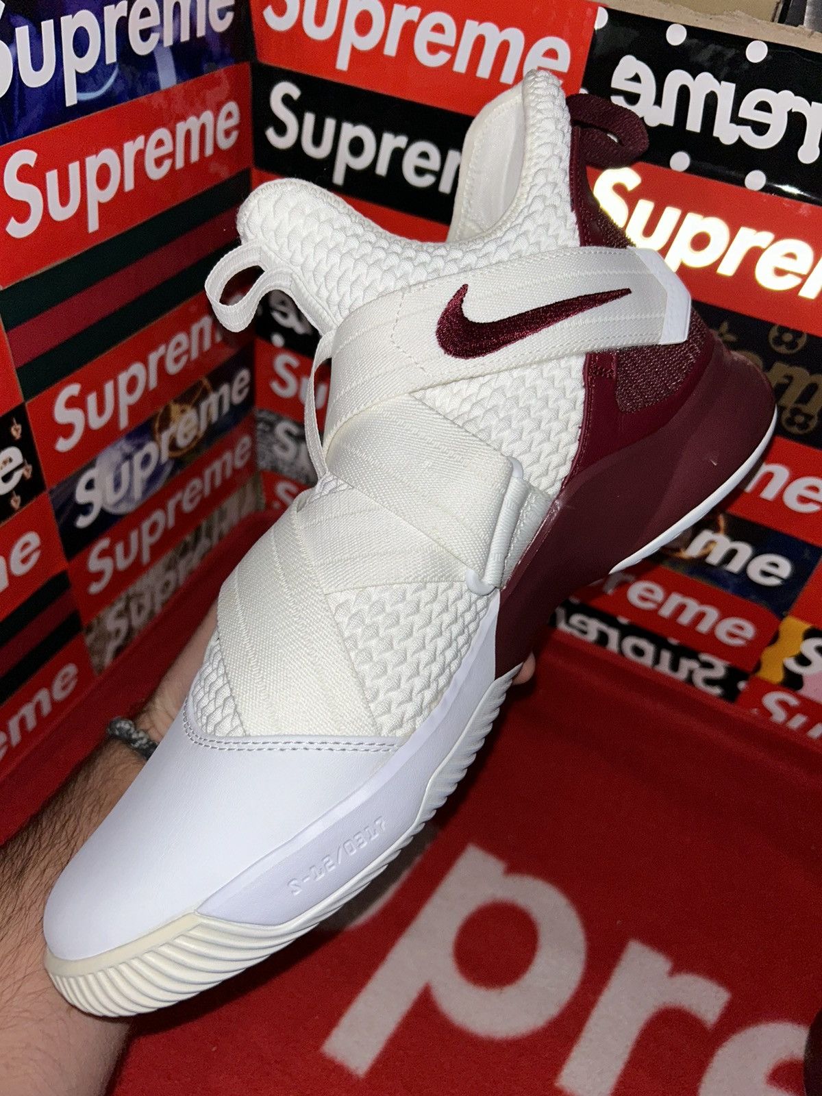 Nike Nike LeBron Soldier 12 TB 'White Team Red' AT3872-109 13 Size US 13 / EU 46 - 9 Thumbnail