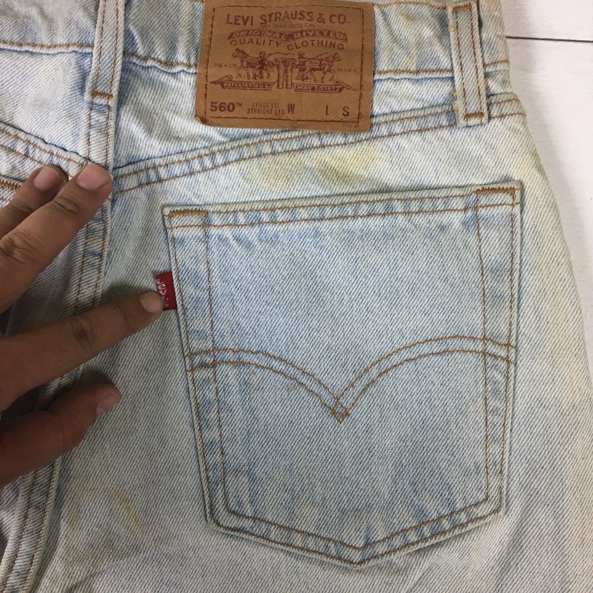 Levi's Vintage 90s Levi’s 560 Loose Fit Straight Leg Size US 28 / EU 44 - 7 Thumbnail