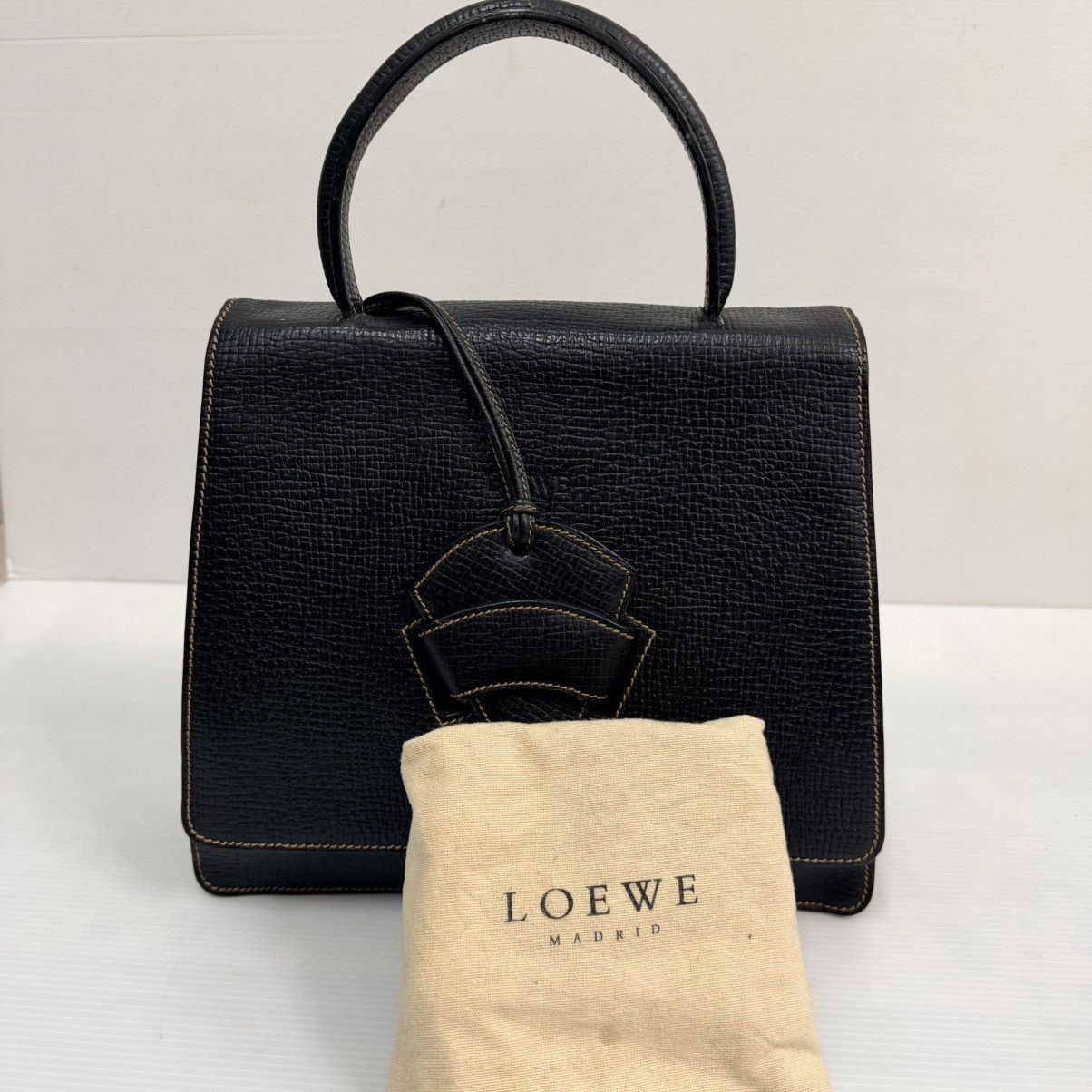 Loewe Loewe Leather Black Barcelona Top Handle Bag Size ONE SIZE - 2 Thumbnail