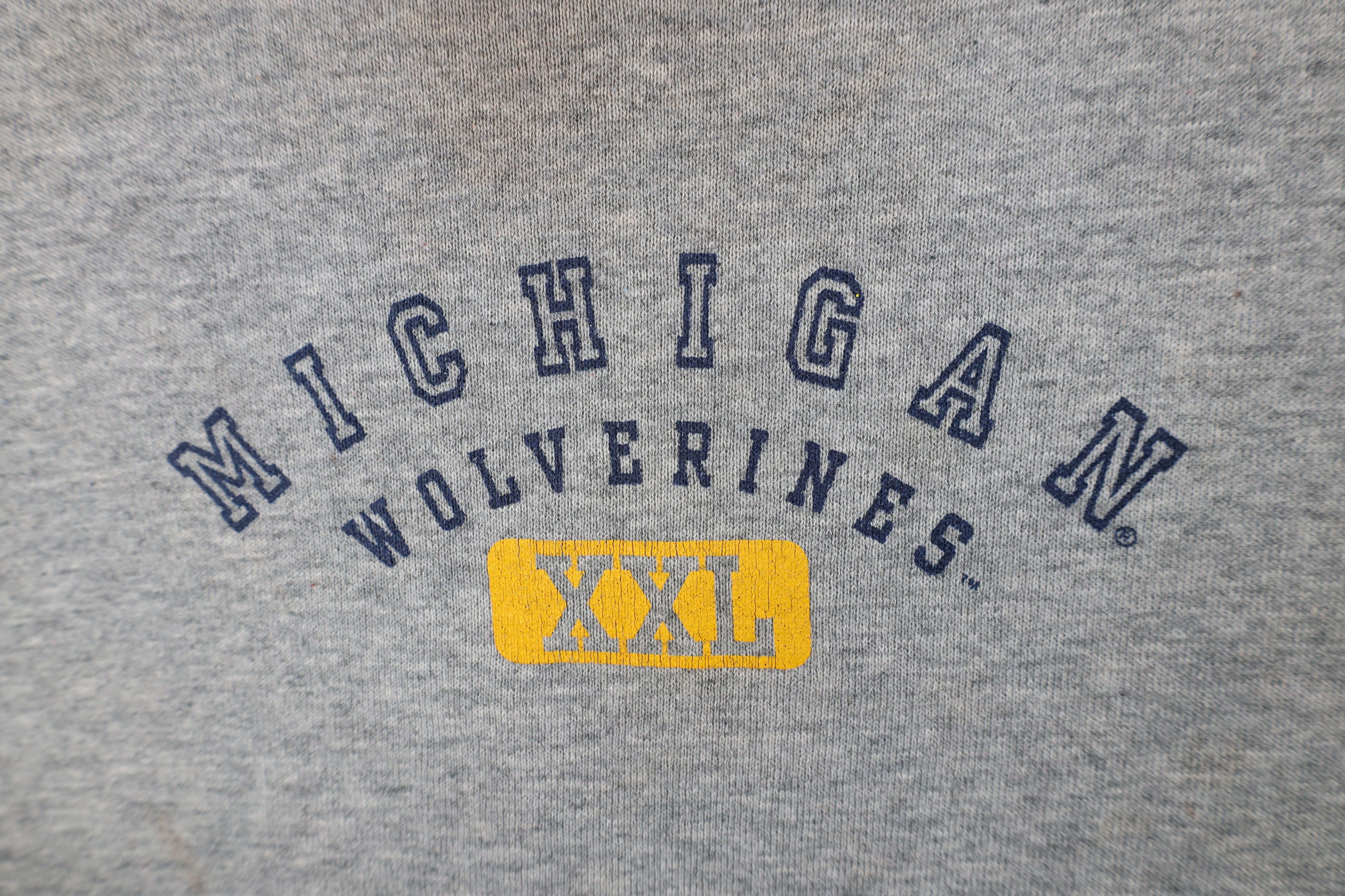 Vintage Vintage 90s Spell Out University of Michigan Sweatshirt Gray Size US XL / EU 56 / 4 - 8 Thumbnail
