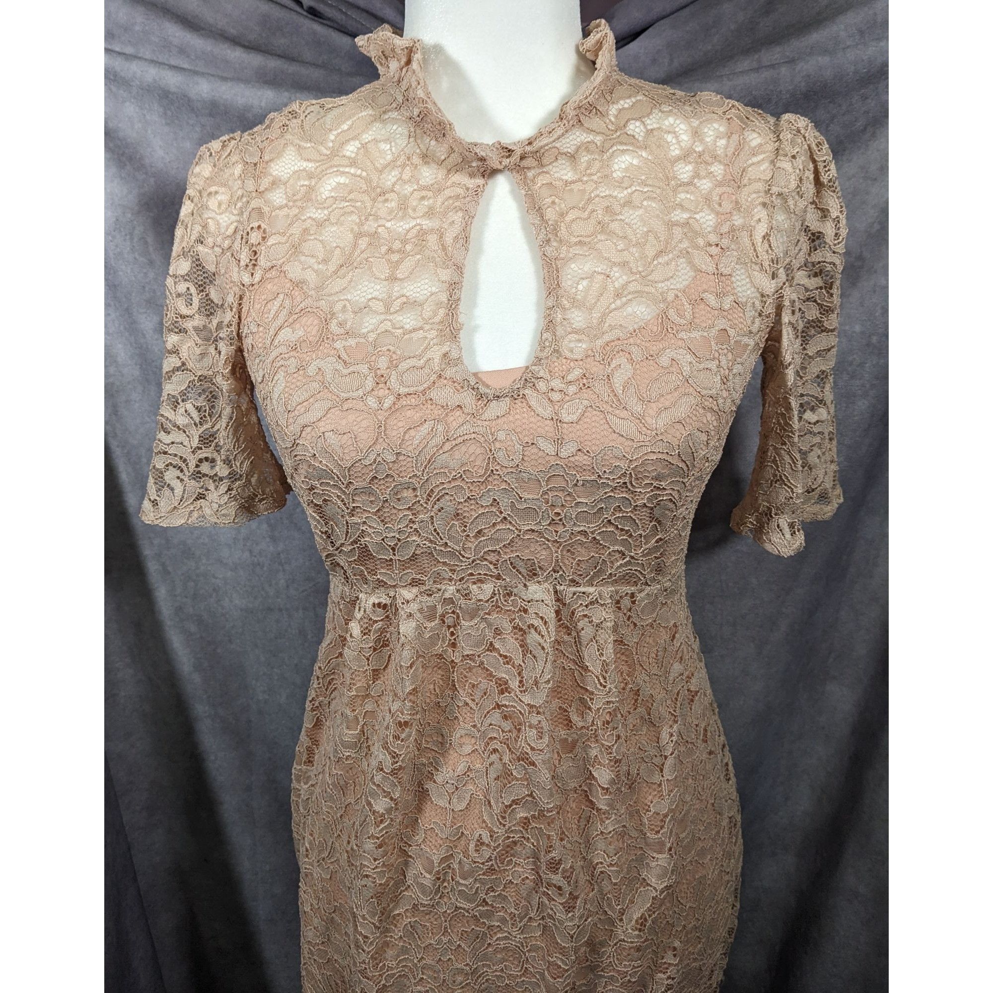 Other Hope And Ivy Cream Floral Lace Keyhole Dress Size 6 Size M / US 6-8 / IT 42-44 - 9 Thumbnail