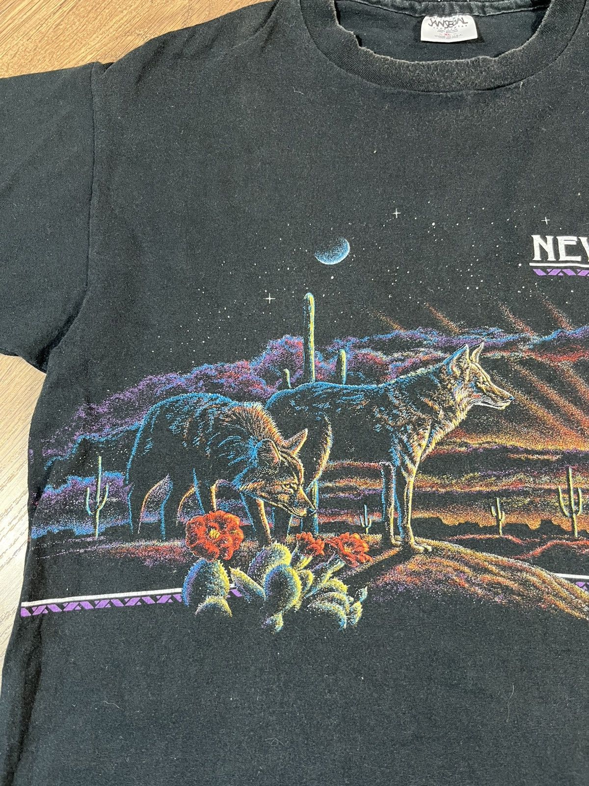 Vintage Vintage 90s Nevada T Shirt Wolf Size US XL / EU 56 / 4 - 2 Thumbnail