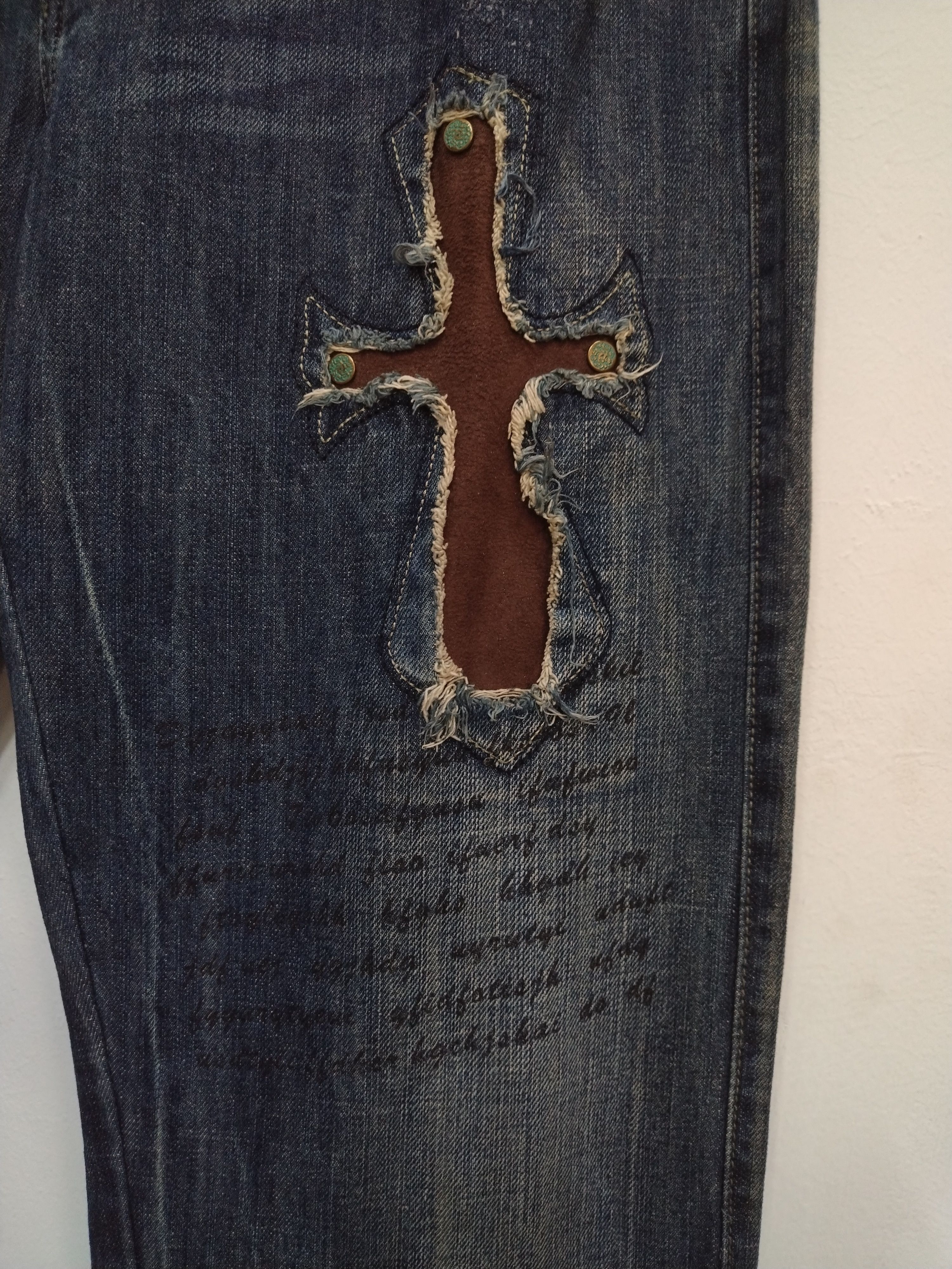 Le Grande Bleu (L.G.B.) 💥Distressed Dieboolu old street chrome hearts design Jeans Size US 32 / EU 48 - 3 Thumbnail