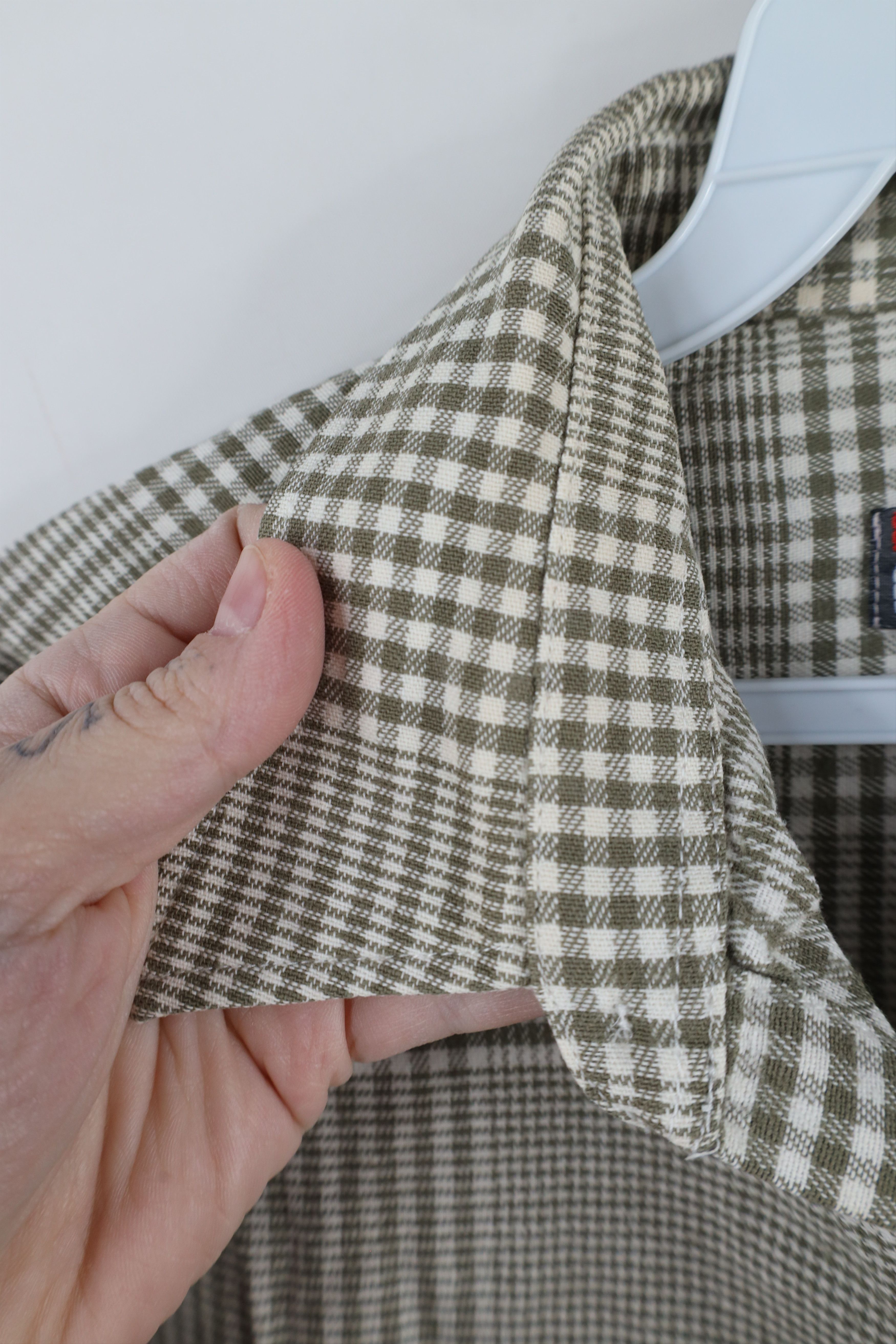 Vintage Vintage 90s Streetwear Houndstooth Flannel Button Shirt Size US M / EU 48-50 / 2 - 7 Thumbnail