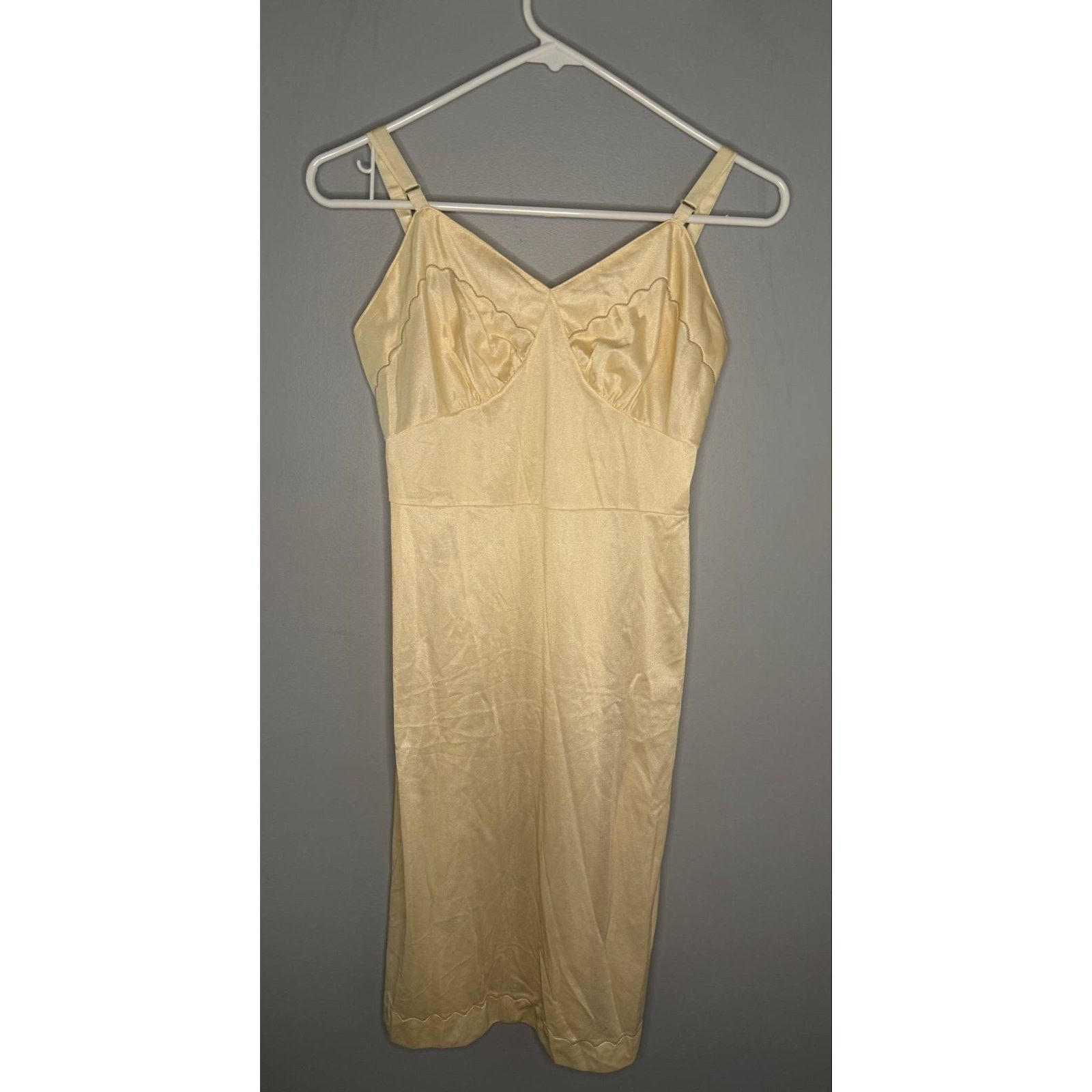 Other Lingerie by Vincent Silky Nightgown Slip Dress Cream 36 US 6 Size S / US 4 / IT 40 - 1 Thumbnail