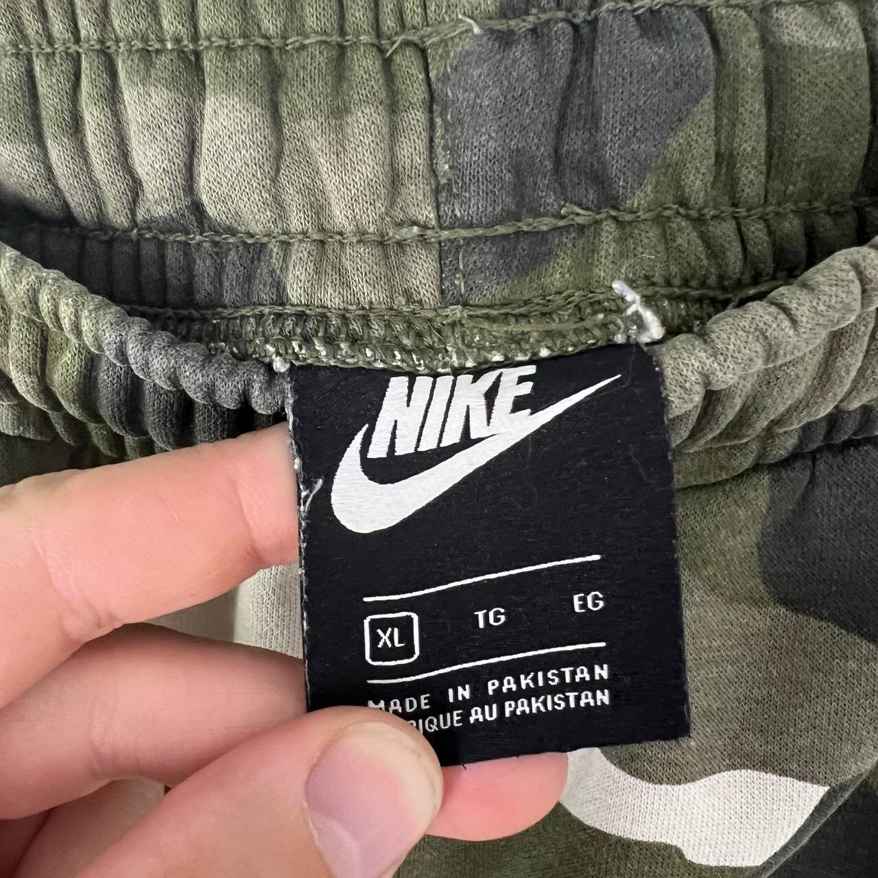 Nike Camo Nike Joggers Swoosh Pants Y2k Sweatpants Size US 38 / EU 54 - 5 Thumbnail