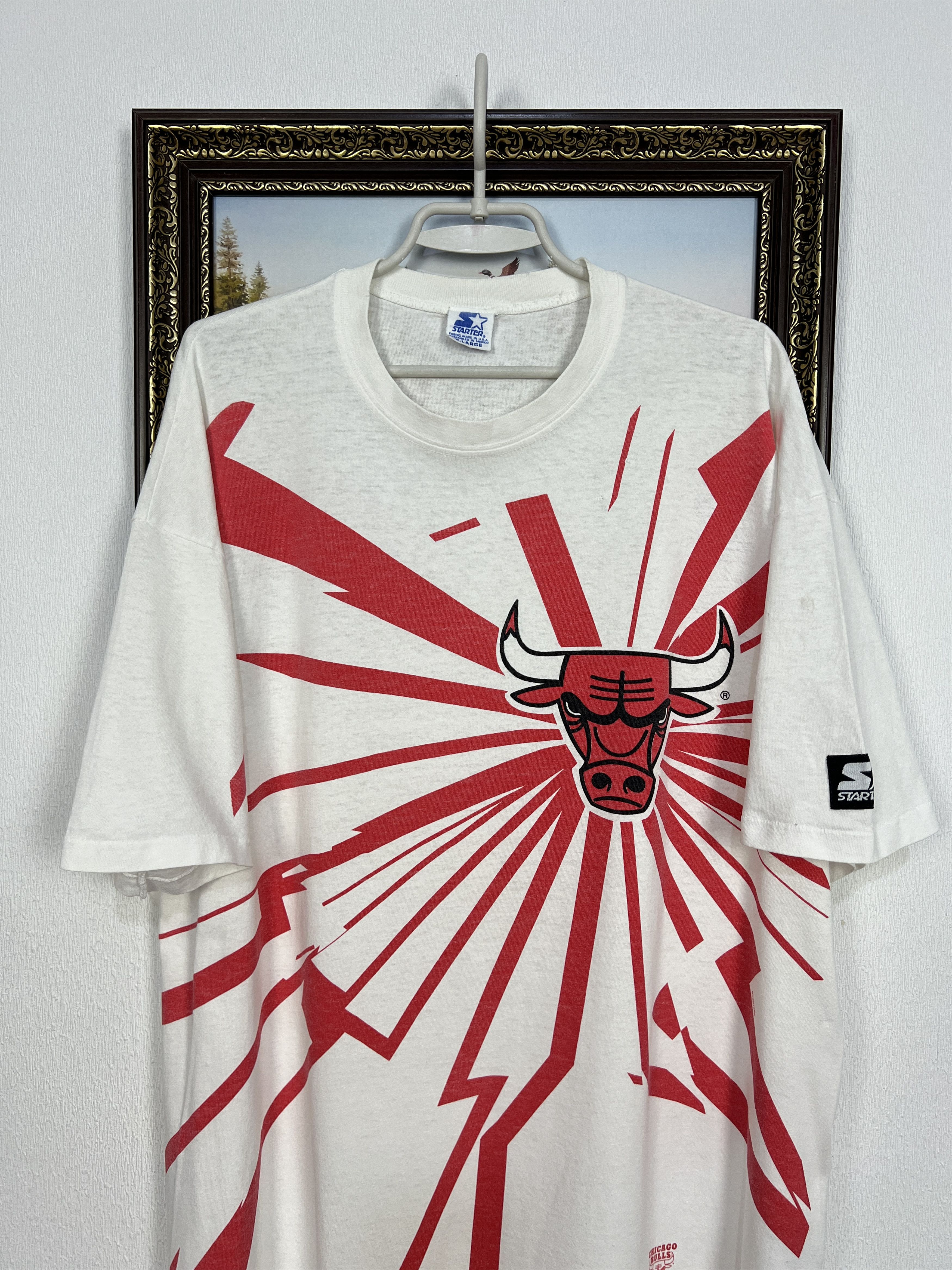 Starter Vintage 90's Starter Chicago Bulls Over Print NBA Shirt Size US XL / EU 56 / 4 - 2 Thumbnail