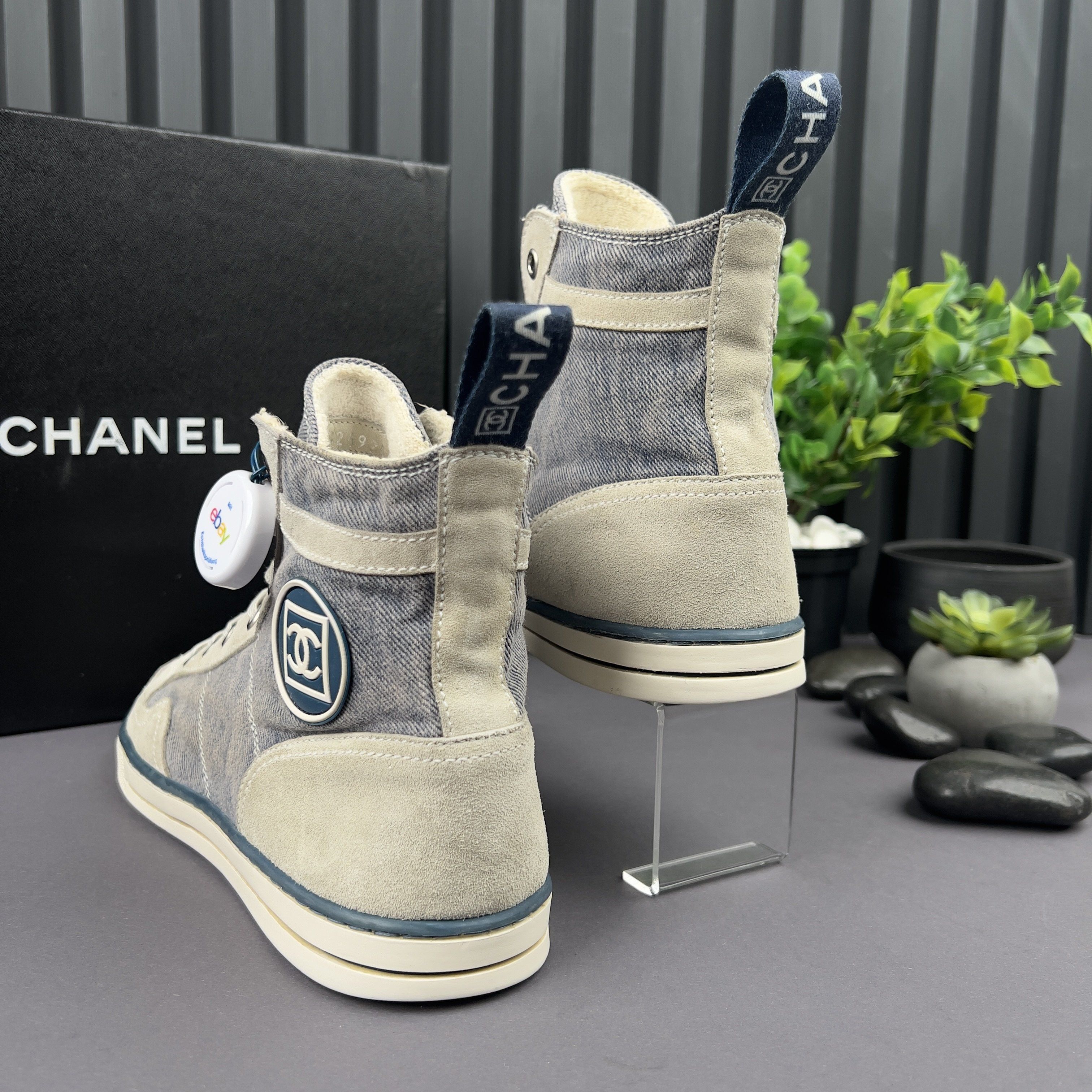 Chanel High Top Sneakers Suede Denim Size US 9.5 / IT 39.5 - 8 Thumbnail