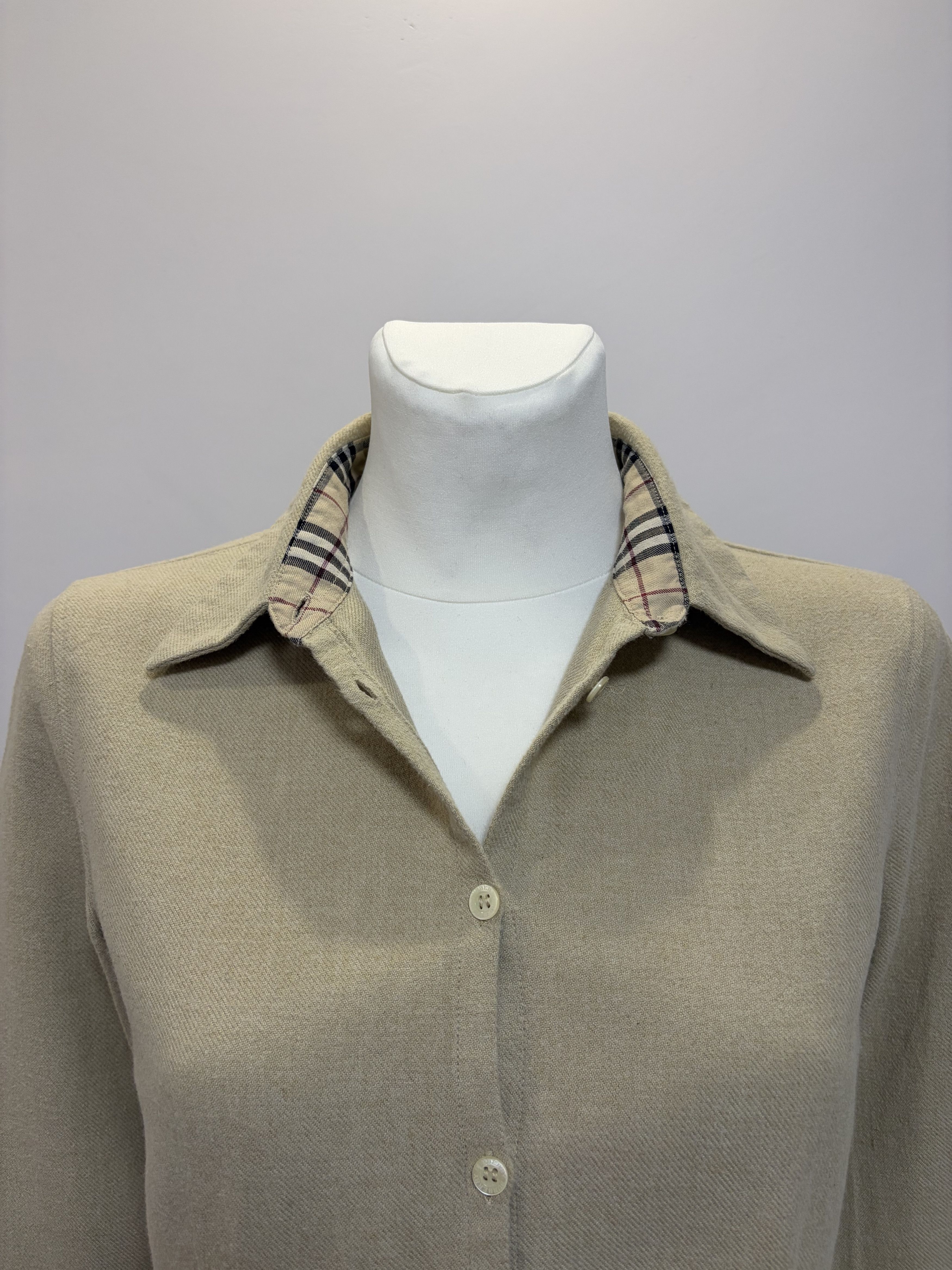 Burberry BURBERRY London Vintage Button Up Shirt Nova Check USA4 IT40 Size S / US 4 / IT 40 - 8 Thumbnail