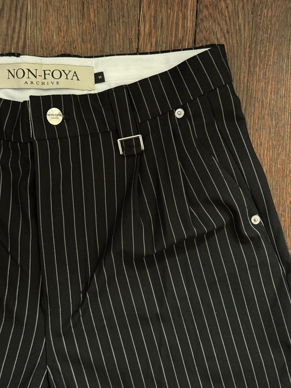 Other NON FOYA PLEATED PIN STRIPE PANTS Size US 31 - 4 Thumbnail