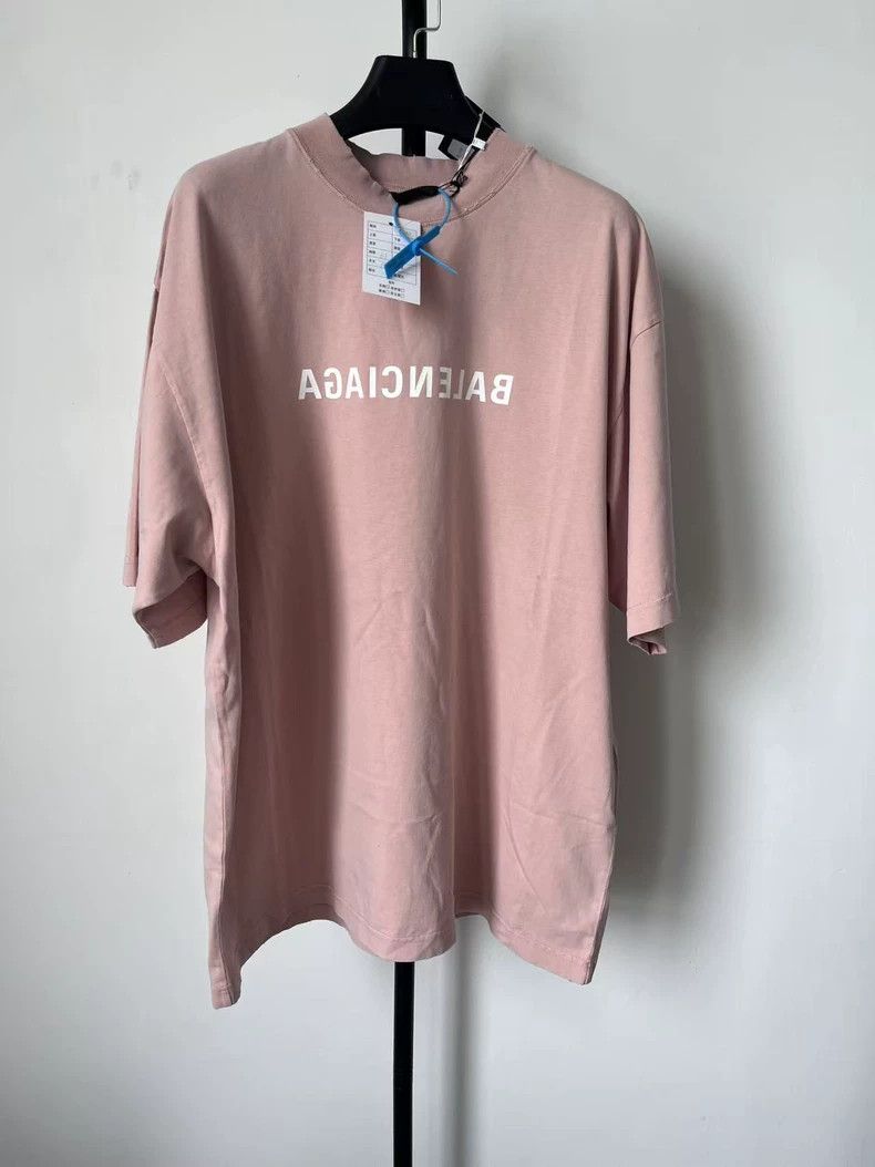 Balenciaga Balenciaga Monogrammed Crew Neck Pullover Short Sleeve Dro Size M / US 6-8 / IT 42-44 - 1 Thumbnail
