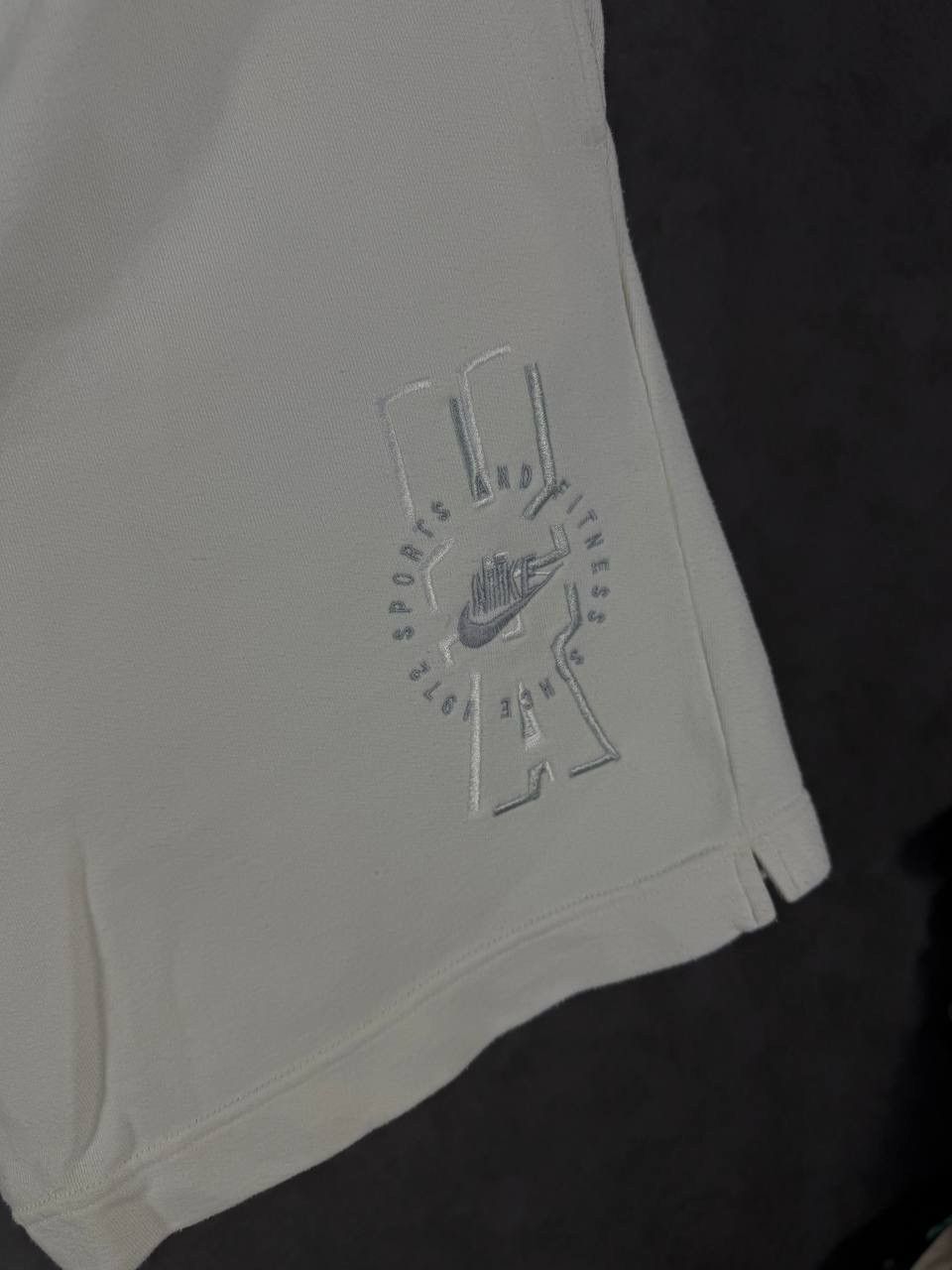 Nike Nike swoosh vintage shorts Size US 34 / EU 50 - 3 Thumbnail