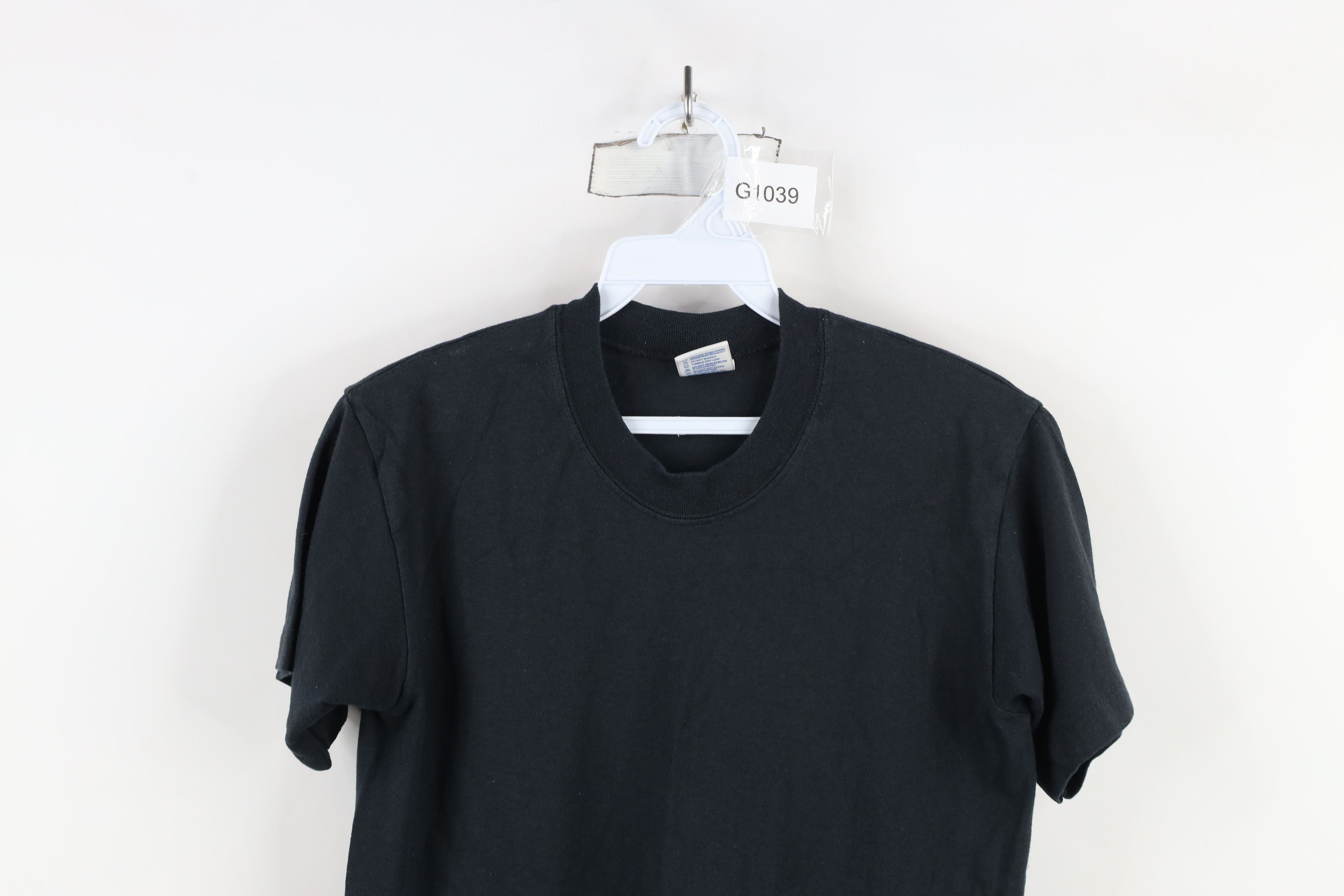Vintage Vintage 80s 90s Streetwear Short Sleeve T-Shirt Black USA Size US S / EU 44-46 / 1 - 2 Thumbnail