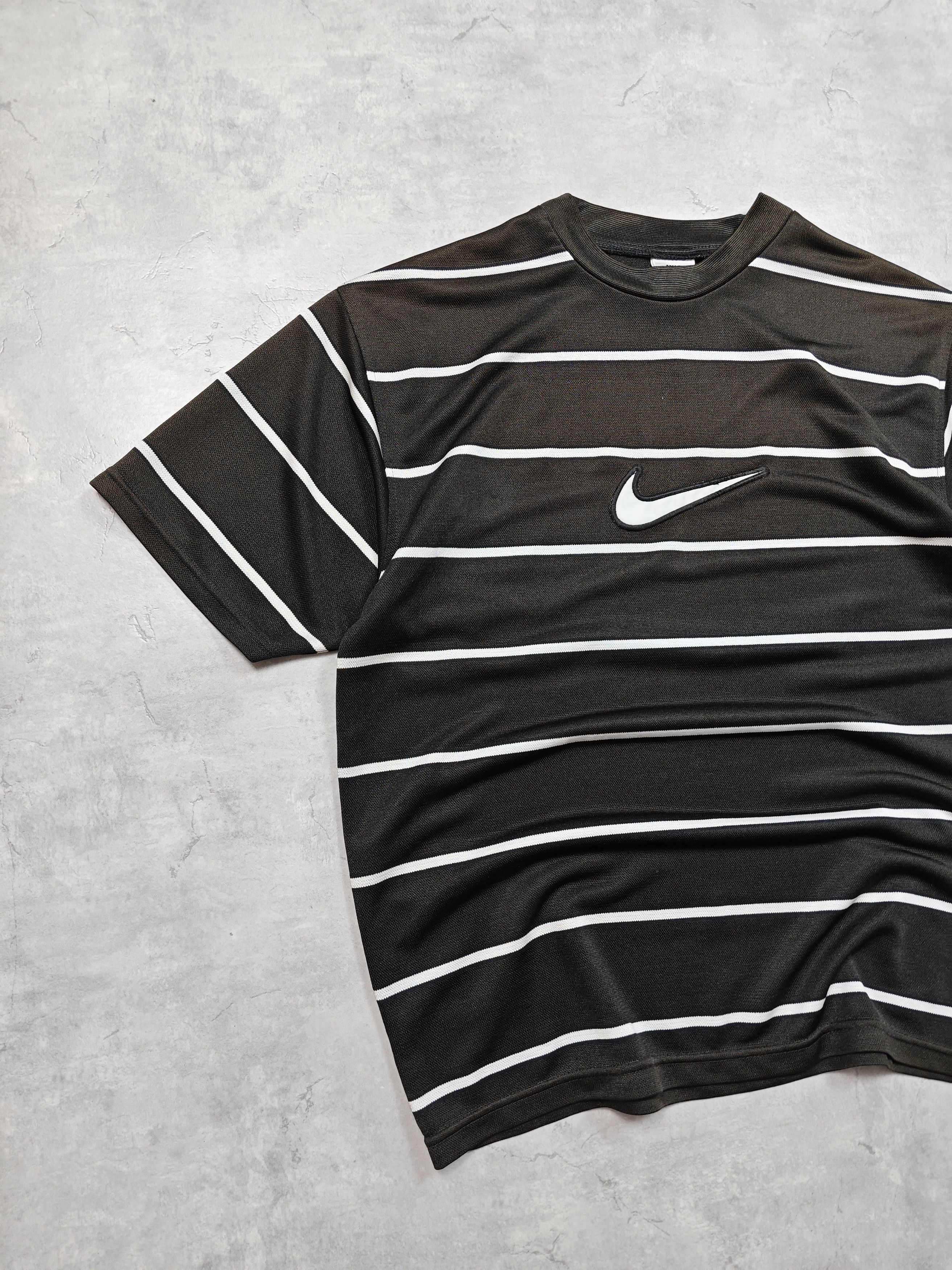 Nike Nike Vintage Rare T Shirt Size US M / EU 48-50 / 2 - 2 Thumbnail