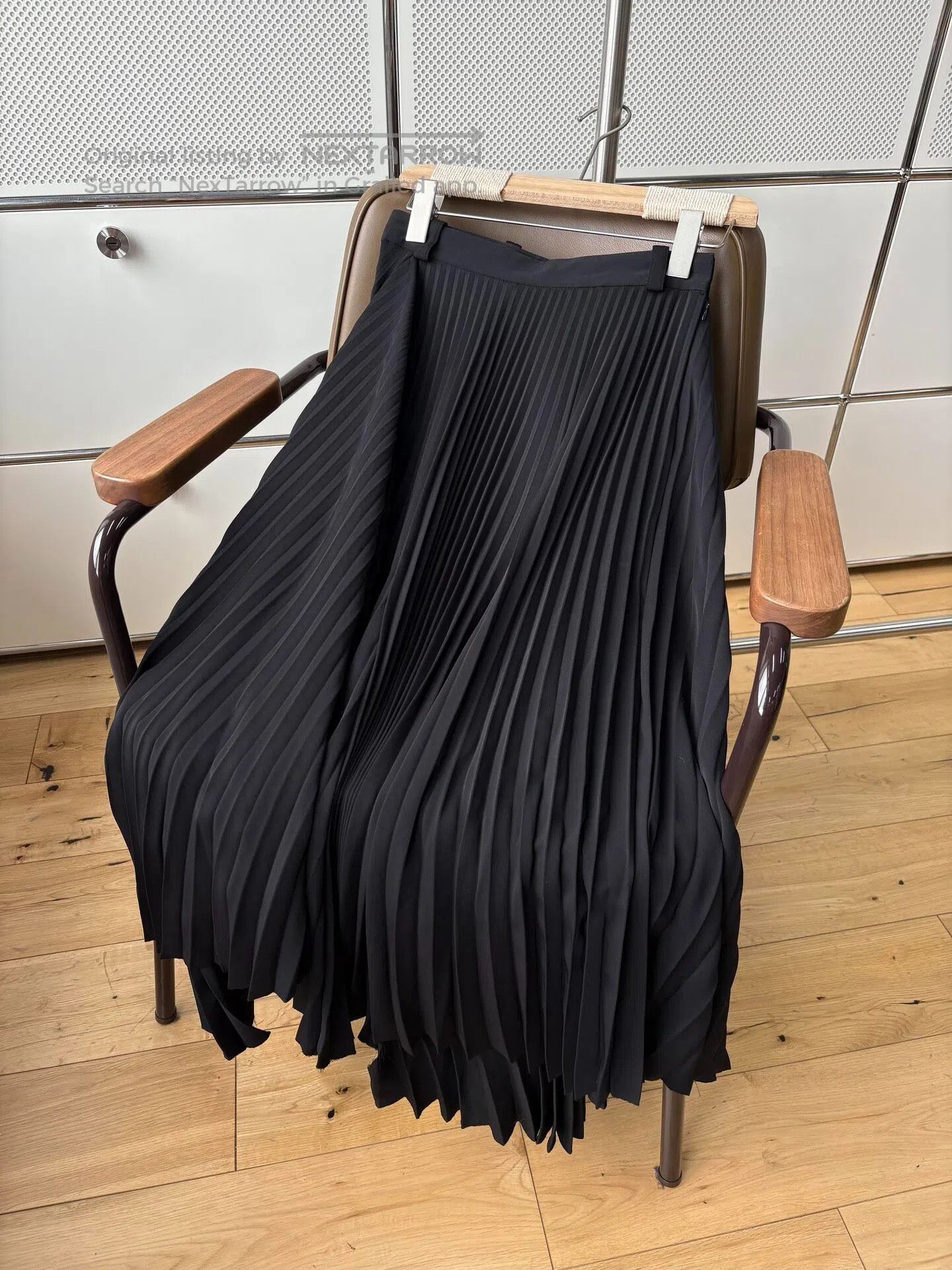 Balenciaga Balenciaga Asymmetric Cut Oversized Pleated Hem Midi Skirt Size 24" / US 00 / IT 34 - 4 Thumbnail