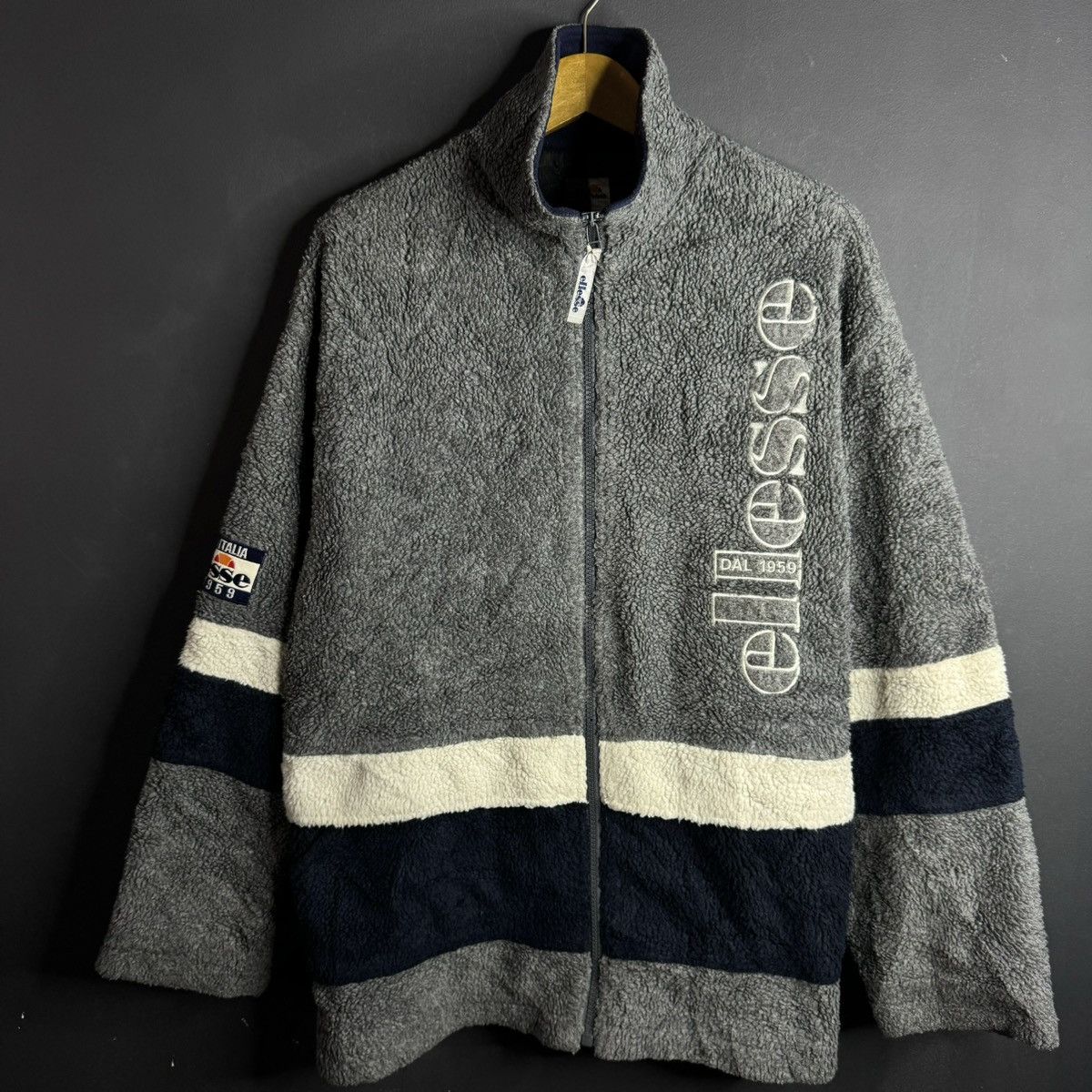 Ellesse Ellesse Embroidered Spell Out Big Logo Sherpa Jacket Size US L / EU 52-54 / 3 - 2 Thumbnail