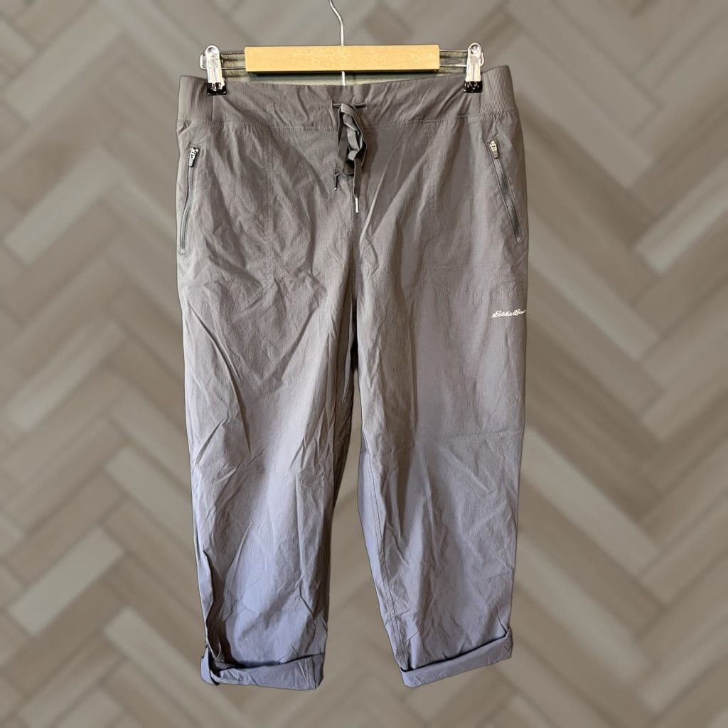 Eddie Bauer Eddie Bauer Womens Gray Cropped Outdoor Hiking Pants XL Drawstring Size XL Gray Cropped Outdoor Hiking Pants Womens Eddie Bauer Drawstring 22in inseam Size 40" / US 18 - 1 Thumbnail