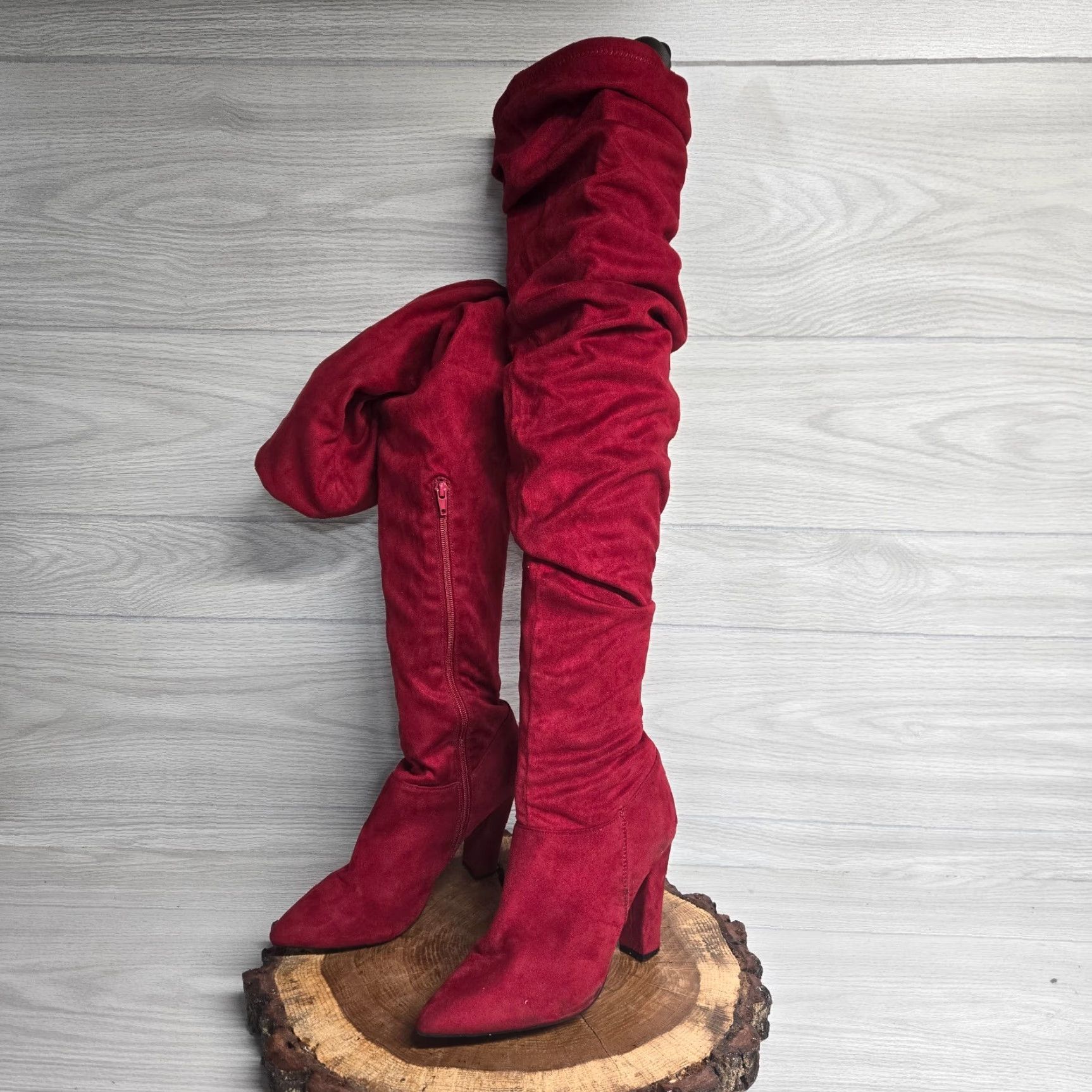 Vintage Bamboo Solid Red 4” Thigh High Heels Madam Adult Women's Size 10 Bamboo Pump Shoe Red 10 Women Womens Heel Size US 10 / IT 40 - 3 Thumbnail