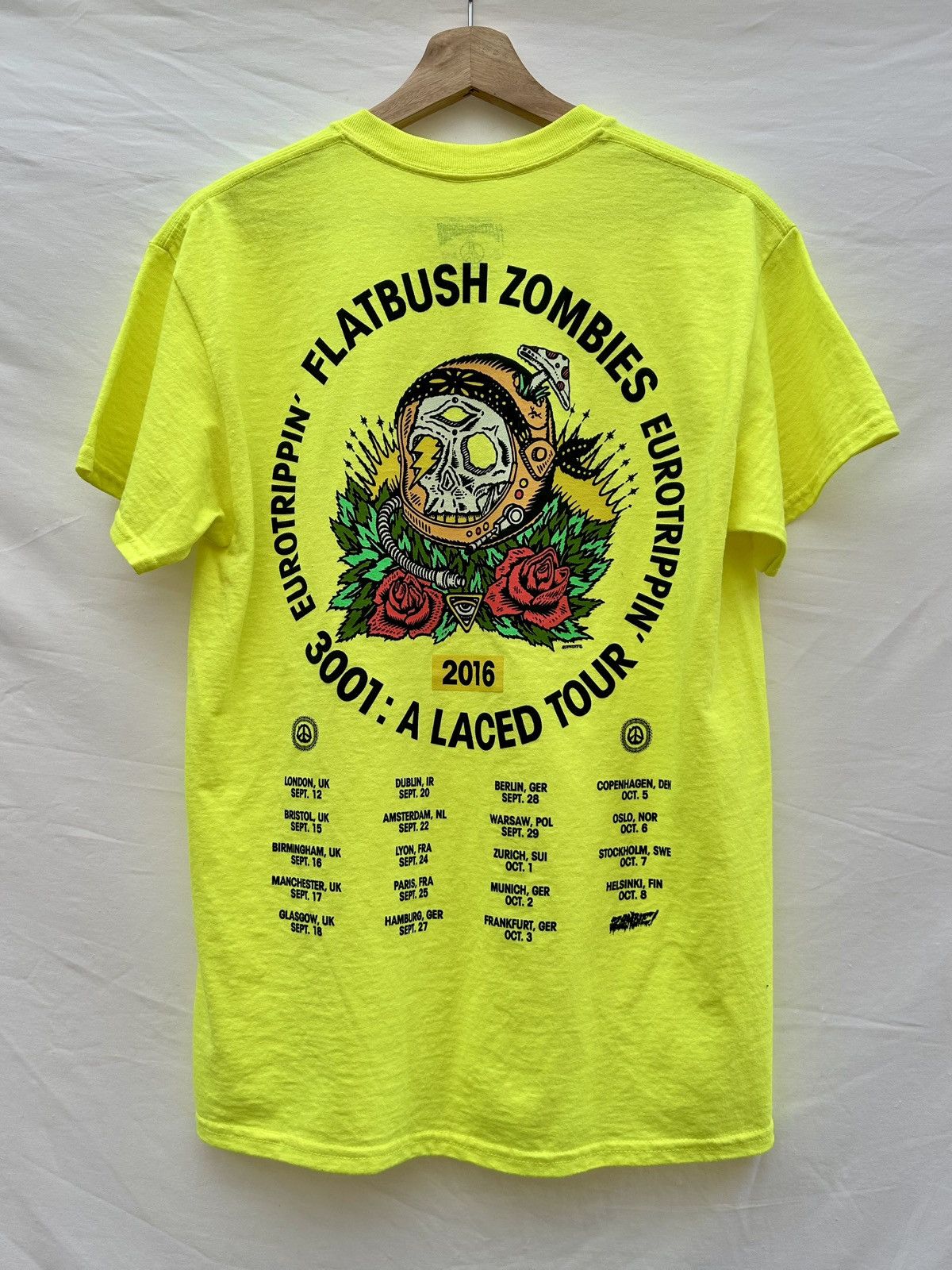 Flatbush Zombies Flatbush Zombies 2016 Eurotrip Tour Tee Neon Yellow M Size US M / EU 48-50 / 2 - 1 Thumbnail