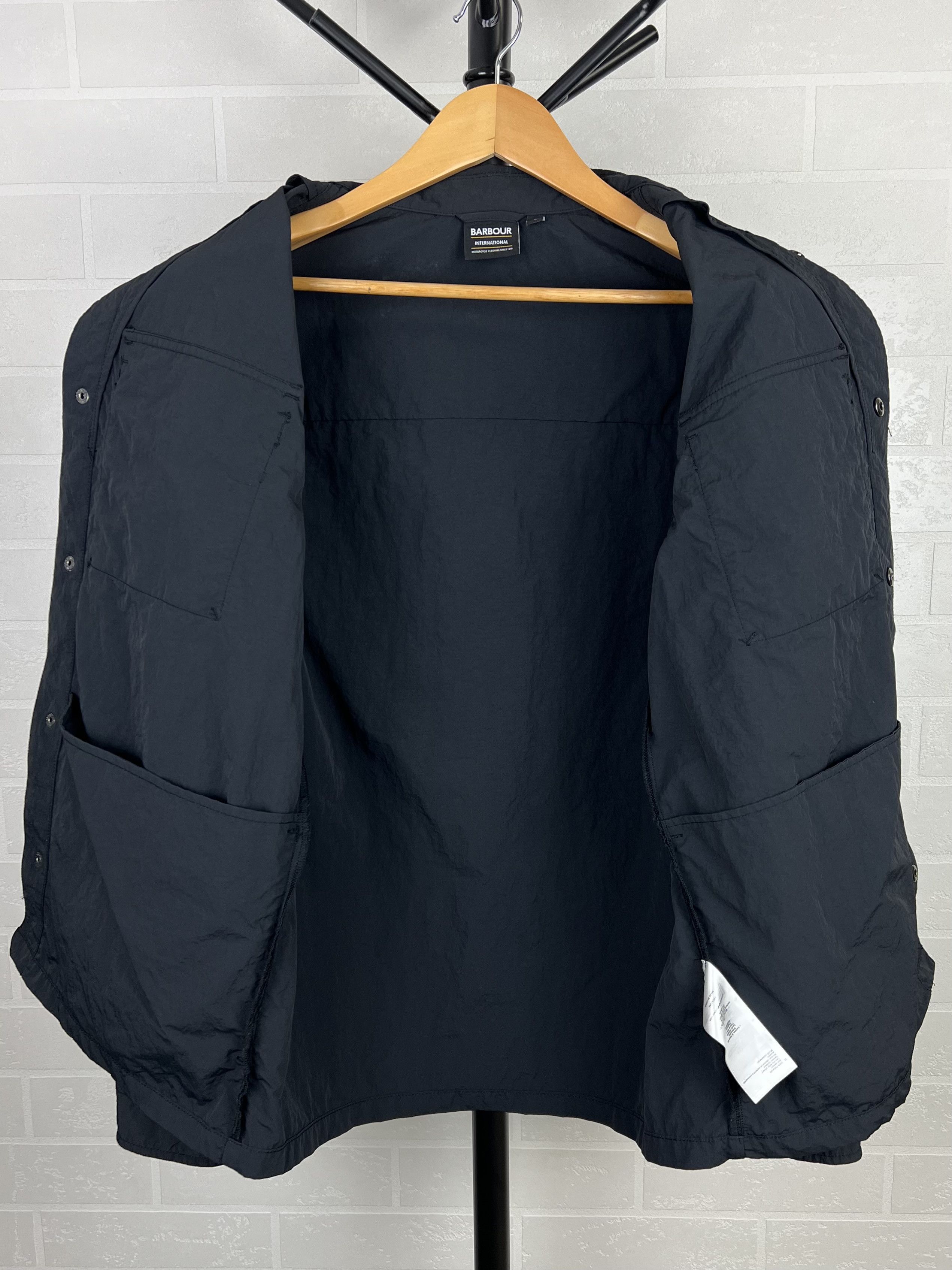 Barbour BARBOUR INTERNATIONAL Jacket Overshirt Pocket Logo Navy Mens Size US M / EU 48-50 / 2 - 9 Thumbnail