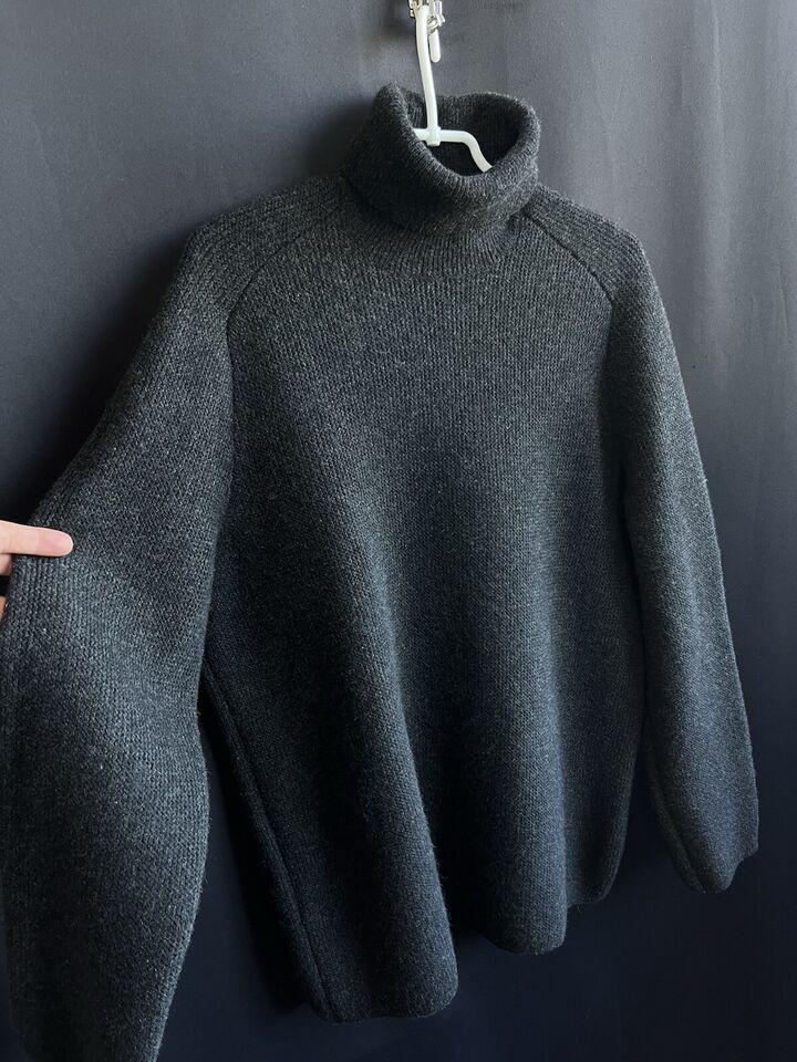 Louis Vuitton Louis Vuitton Mens Sweater Turtleneck Wool Gray Size XL Size US XL / EU 56 / 4 - 6 Thumbnail