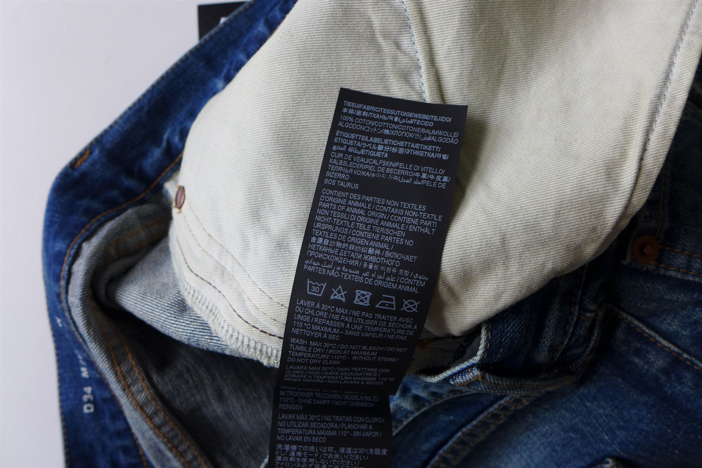 Saint Laurent Paris Saint Laurent D34 Mick Jeans - Authentic Vintage Blue Denim Size US 34 / EU 50 - 17 Thumbnail