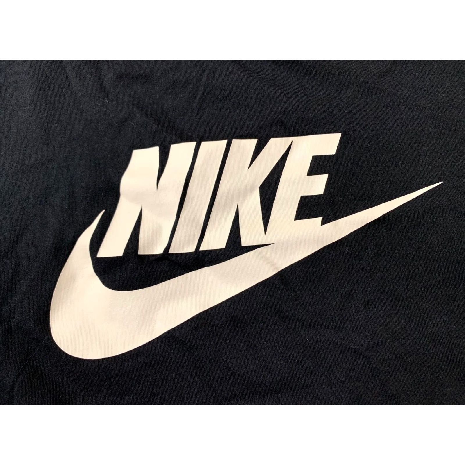 Nike Nike Women T-Shirt Jersey Short Sleeve Casual Shirt S Black BV6175-010 Size S / US 4 / IT 40 - 3 Thumbnail